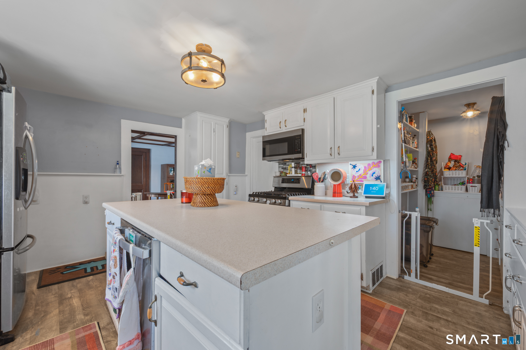 271 Meriden Avenue photo 13