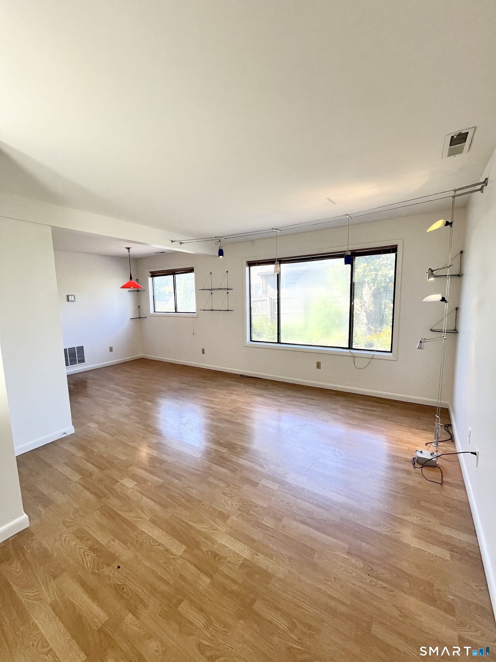 42 Glenwood Avenue, Norwalk, Connecticut photo 3