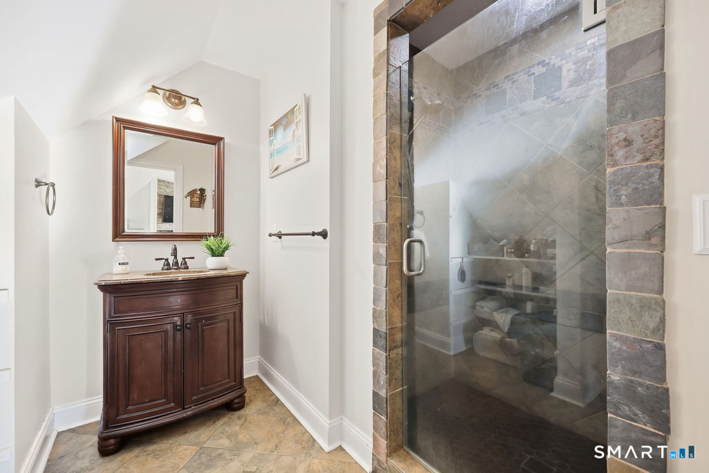 41 Coe Road photo 25