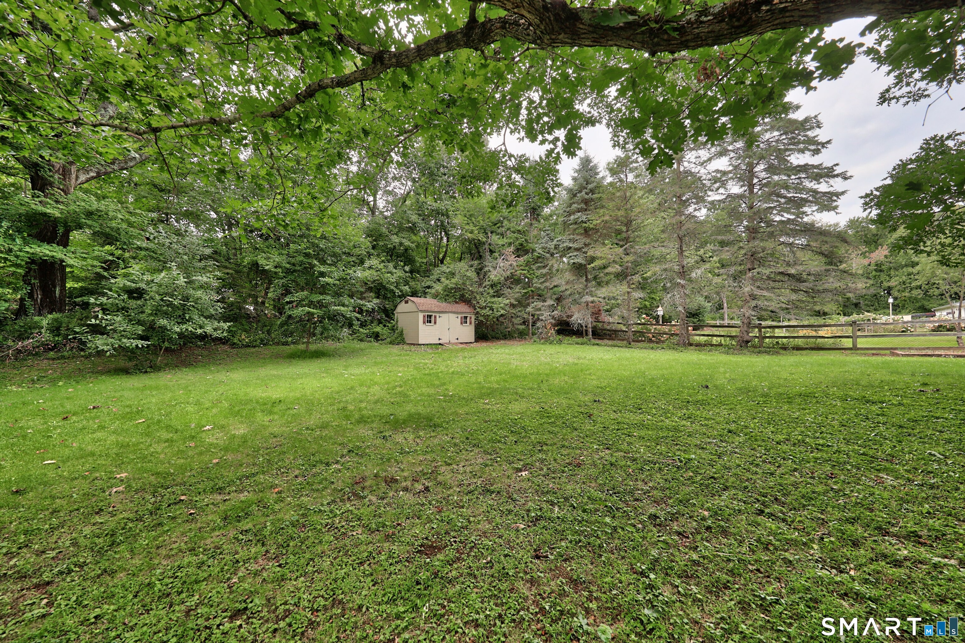 136 Babbitt Road photo 32
