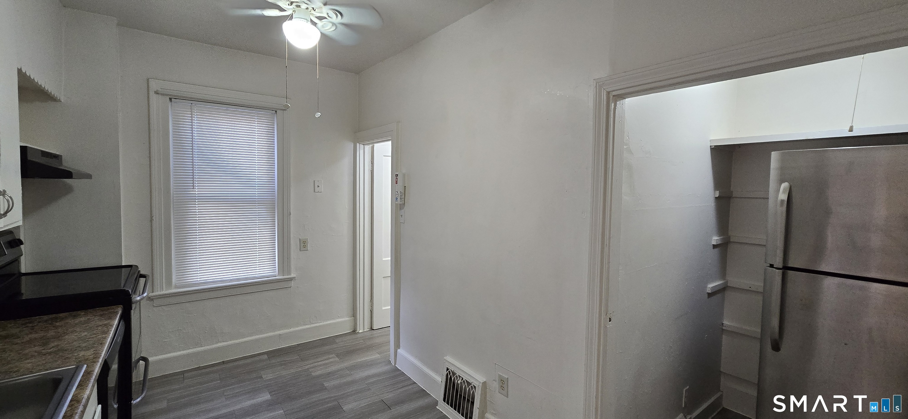 202 Broadway photo 27
