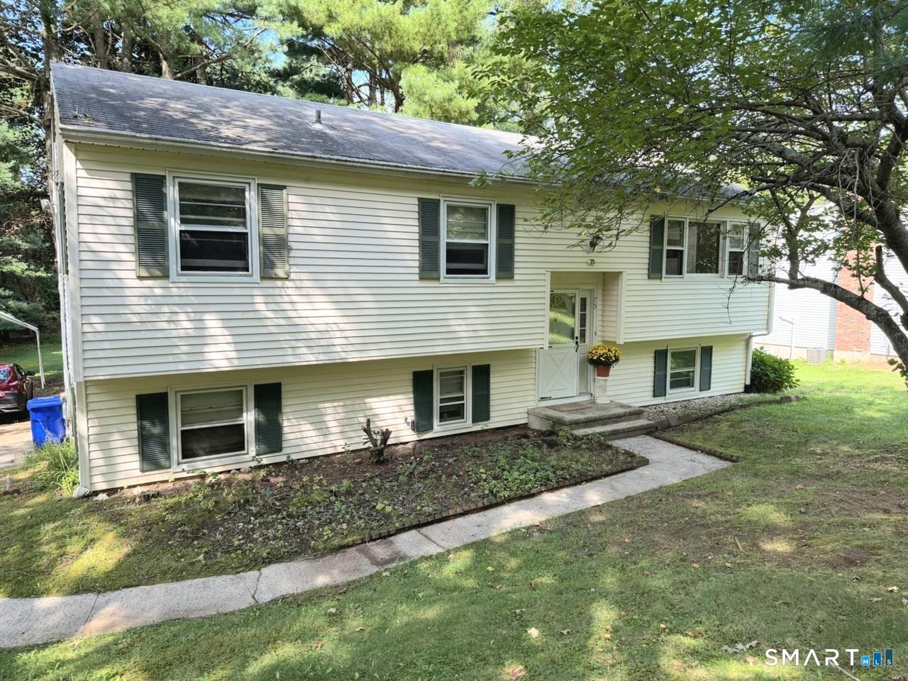 75 Starrs Plain Road