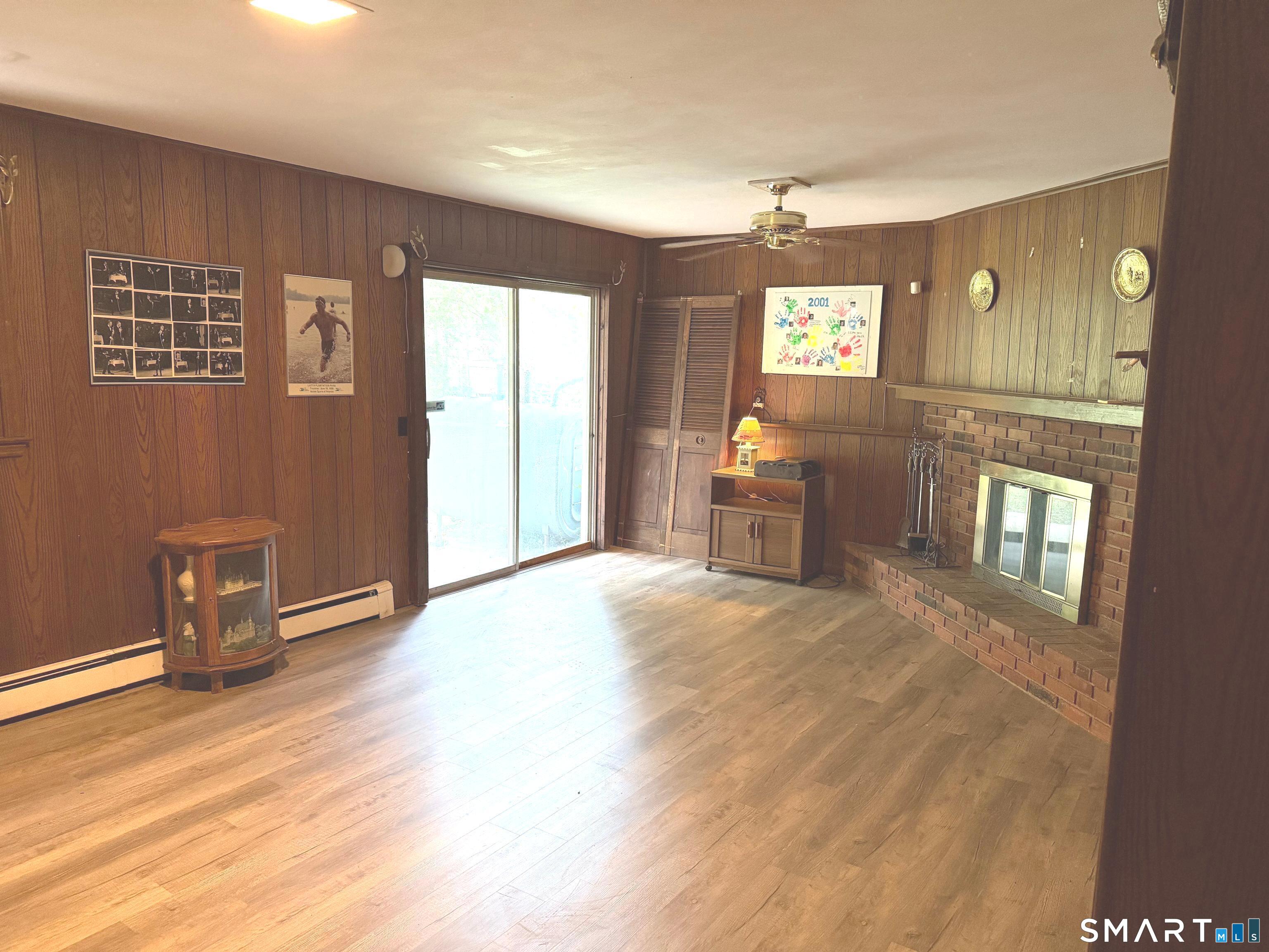 75 Starrs Plain Road photo 18