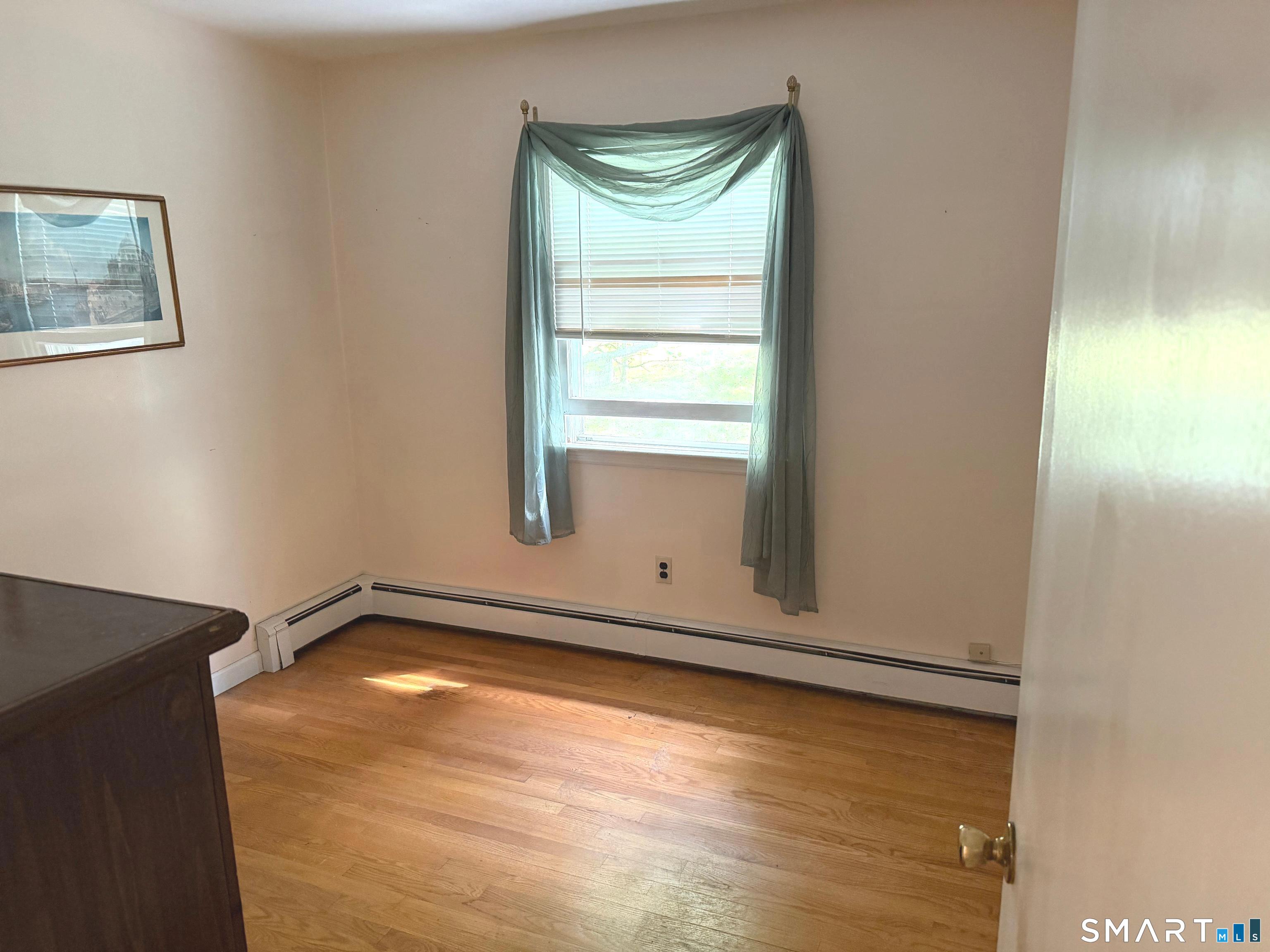 75 Starrs Plain Road photo 11