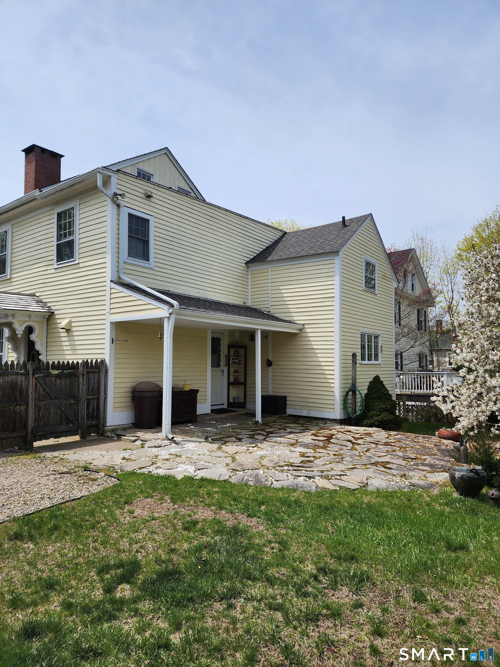 1444 Pequot Trail