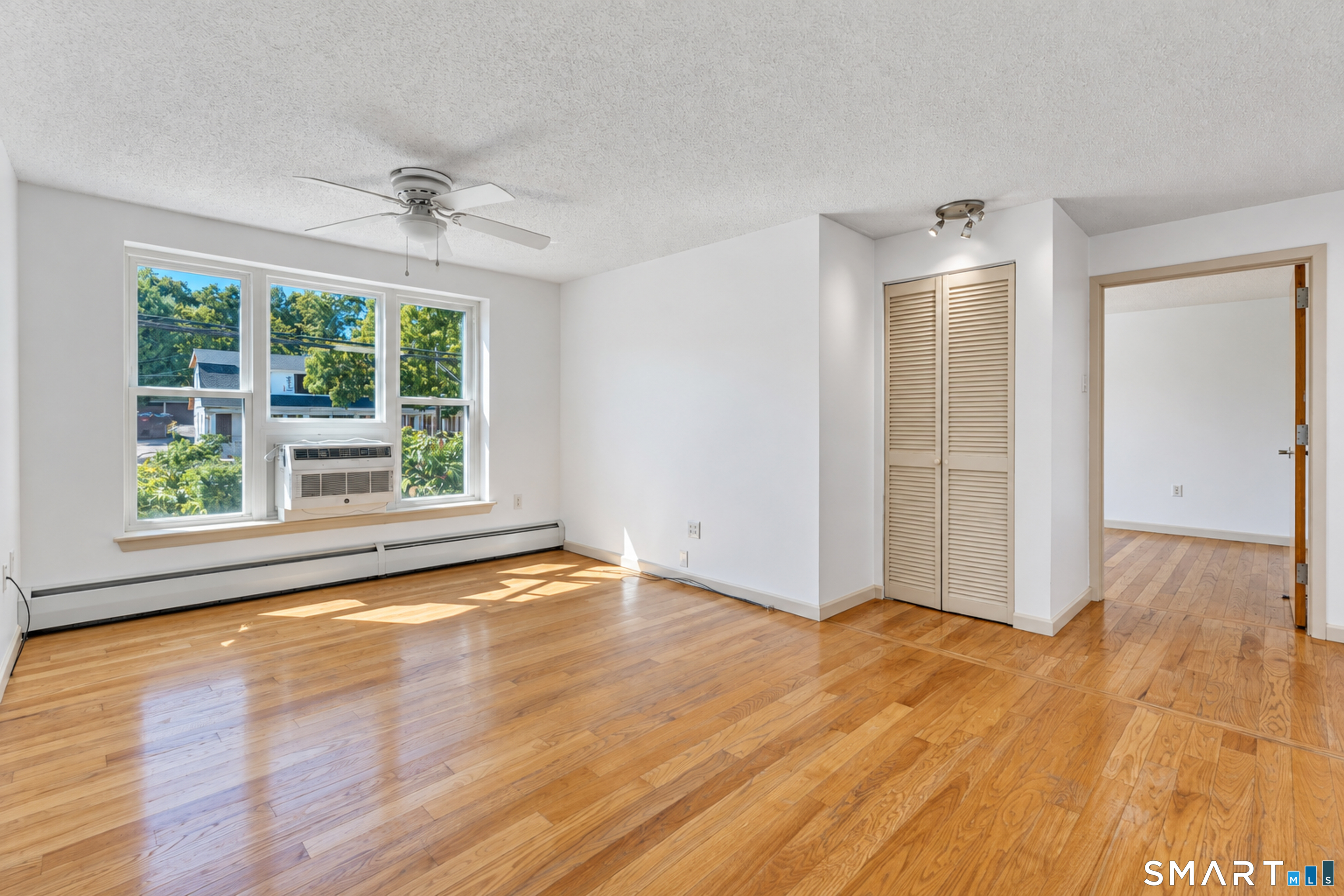 184 Pequot Avenue Unit #305 photo 5