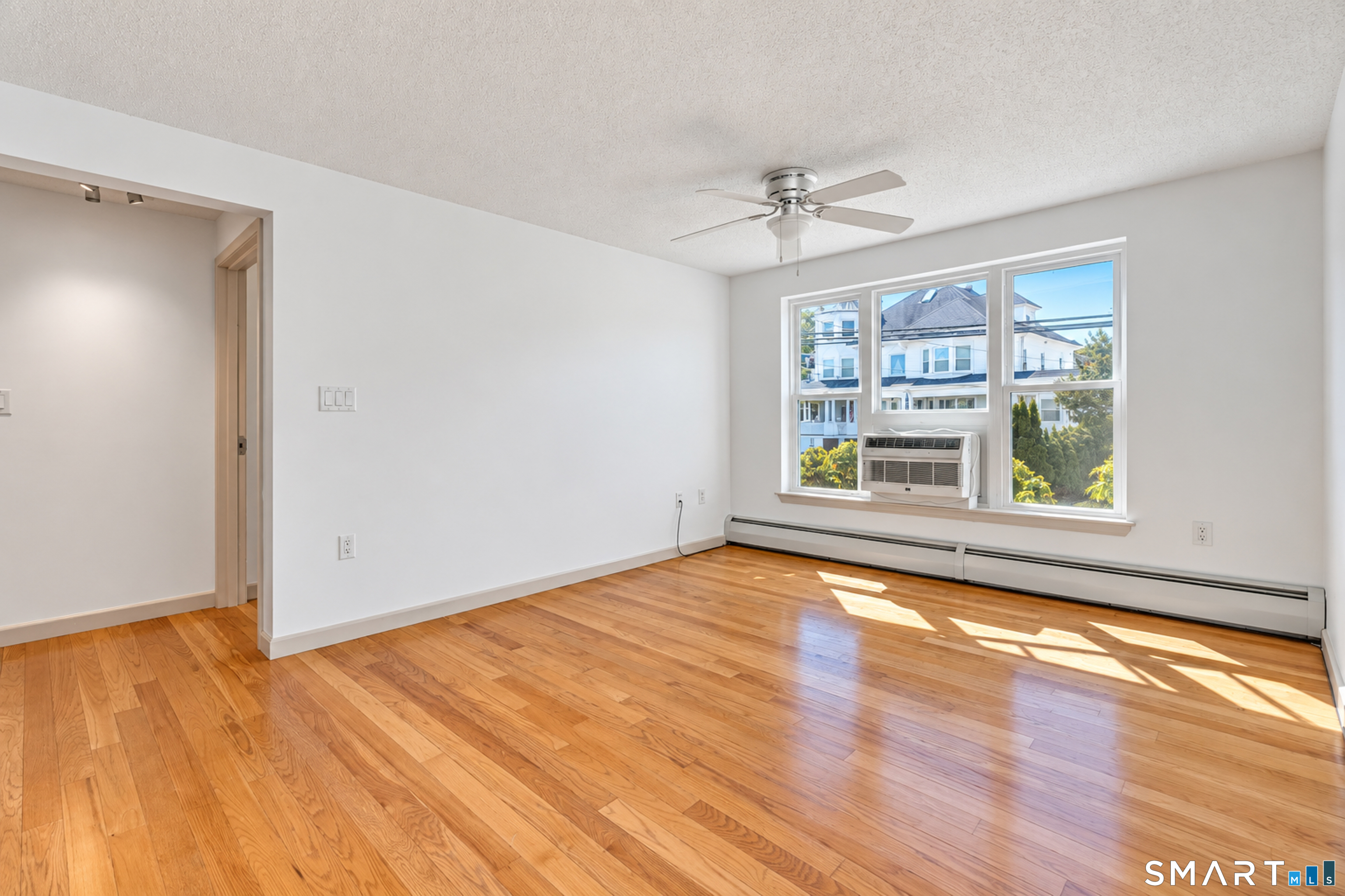 184 Pequot Avenue Unit #305 photo 6
