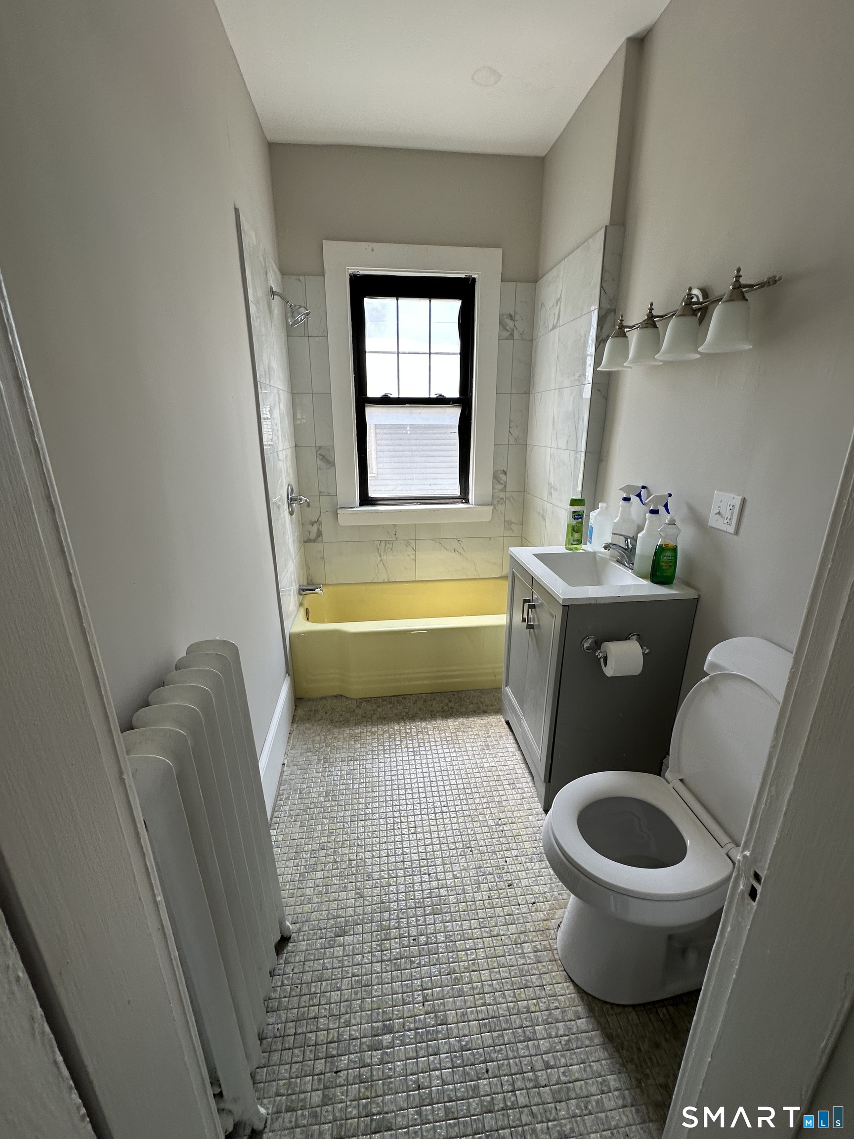 304 Edgewood Street photo 8