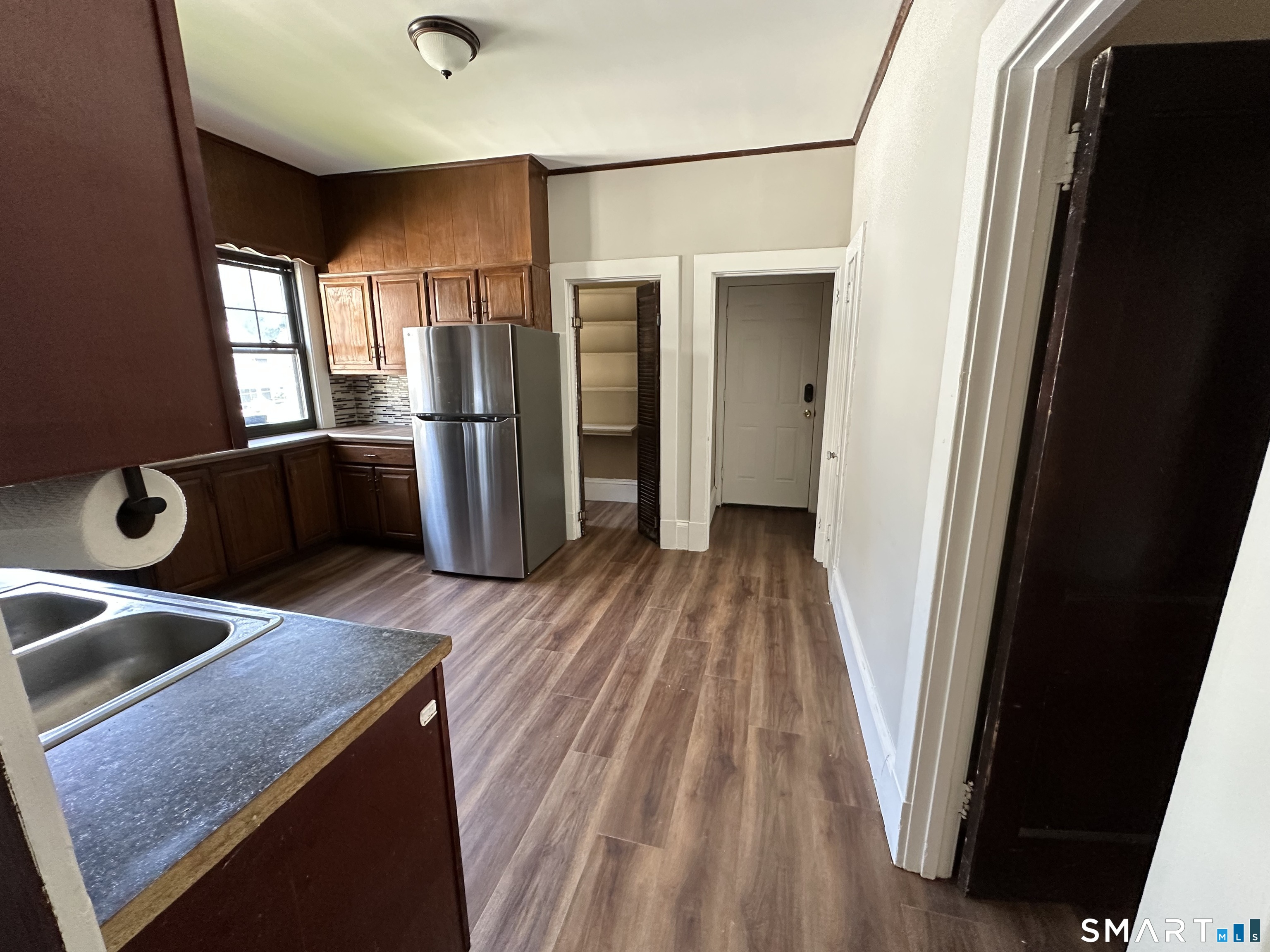 304 Edgewood Street photo 14