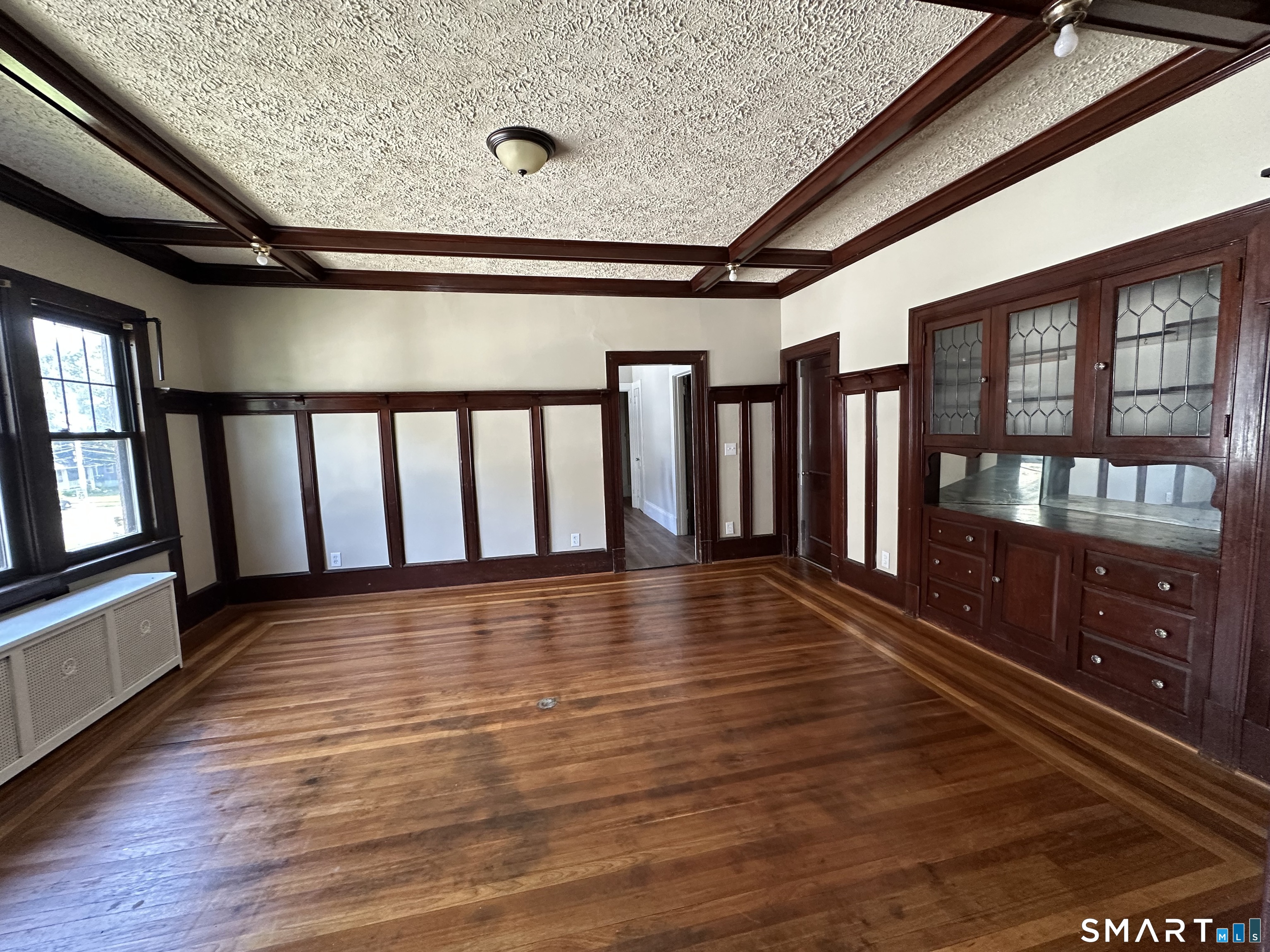 304 Edgewood Street photo 16