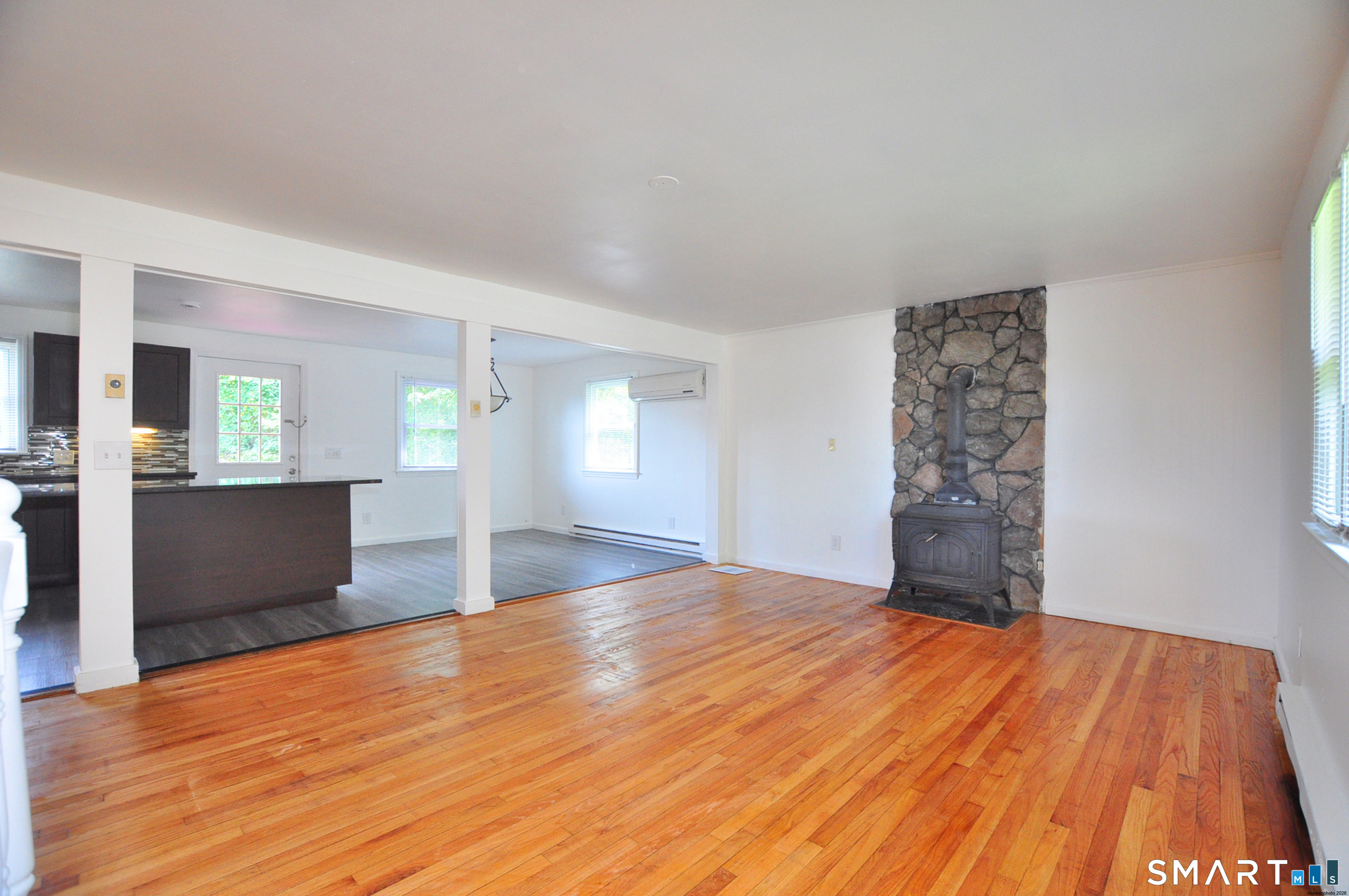13 Pleasant View Avenue photo 9