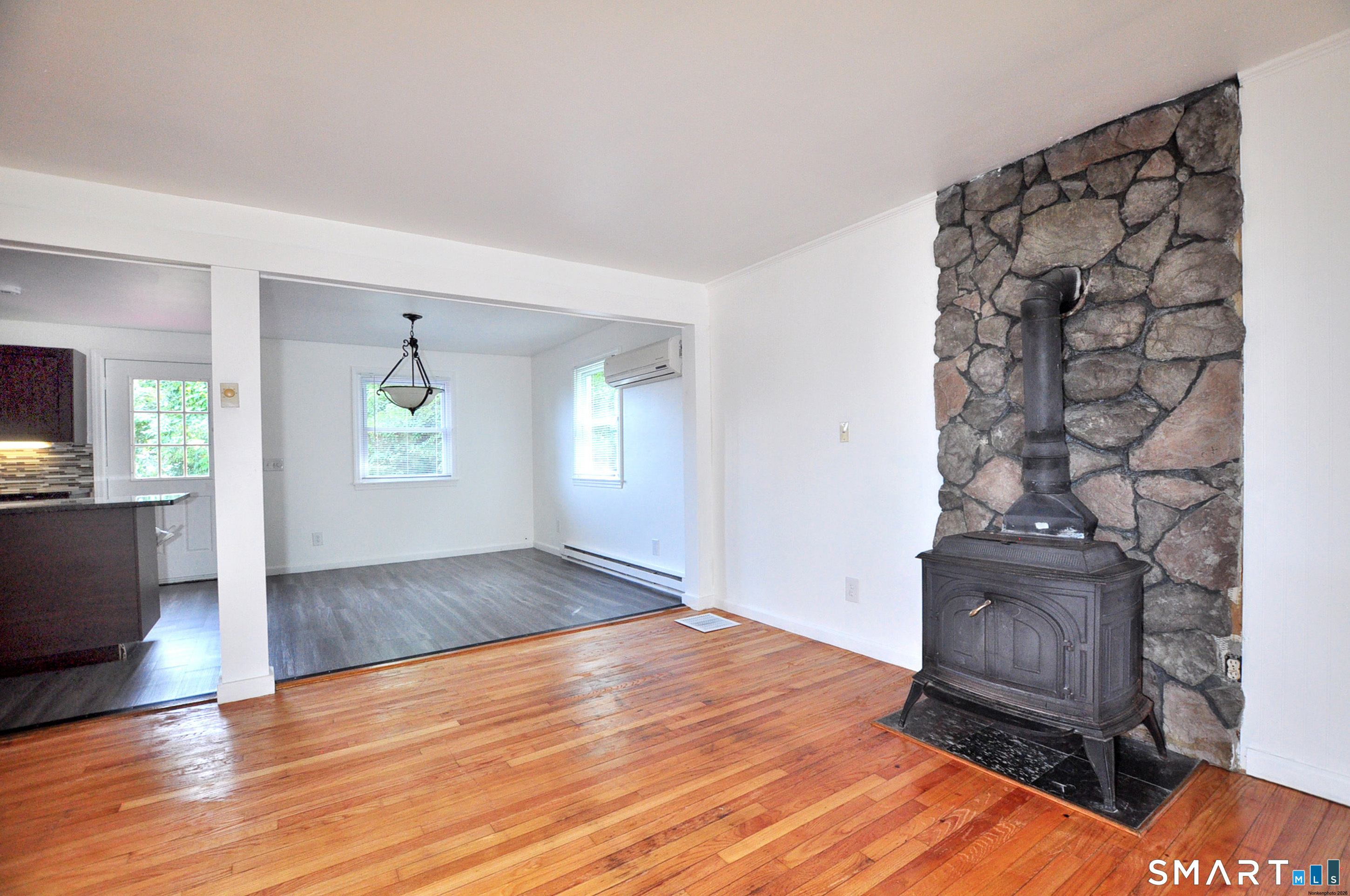13 Pleasant View Avenue photo 10