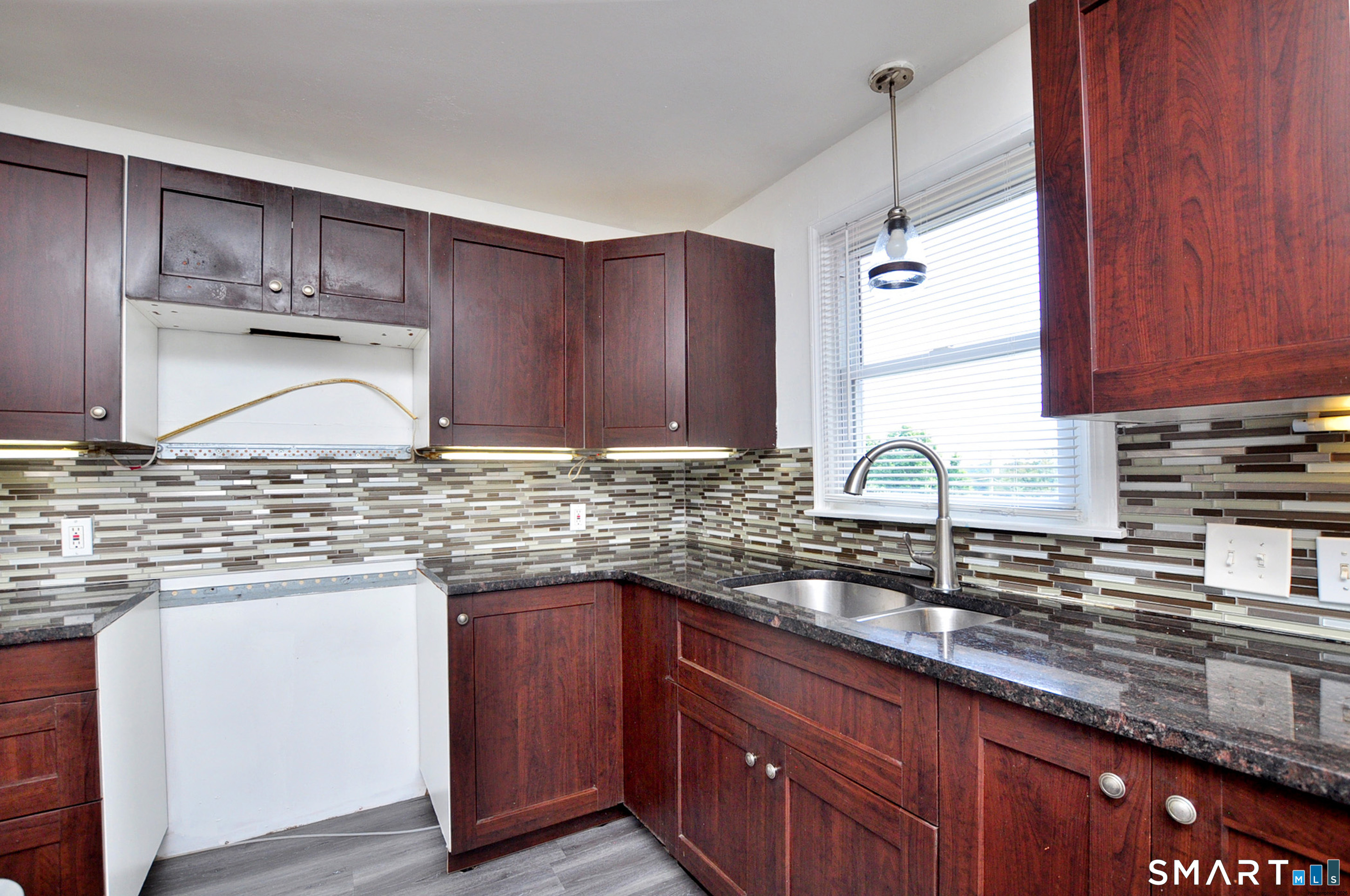 13 Pleasant View Avenue photo 15
