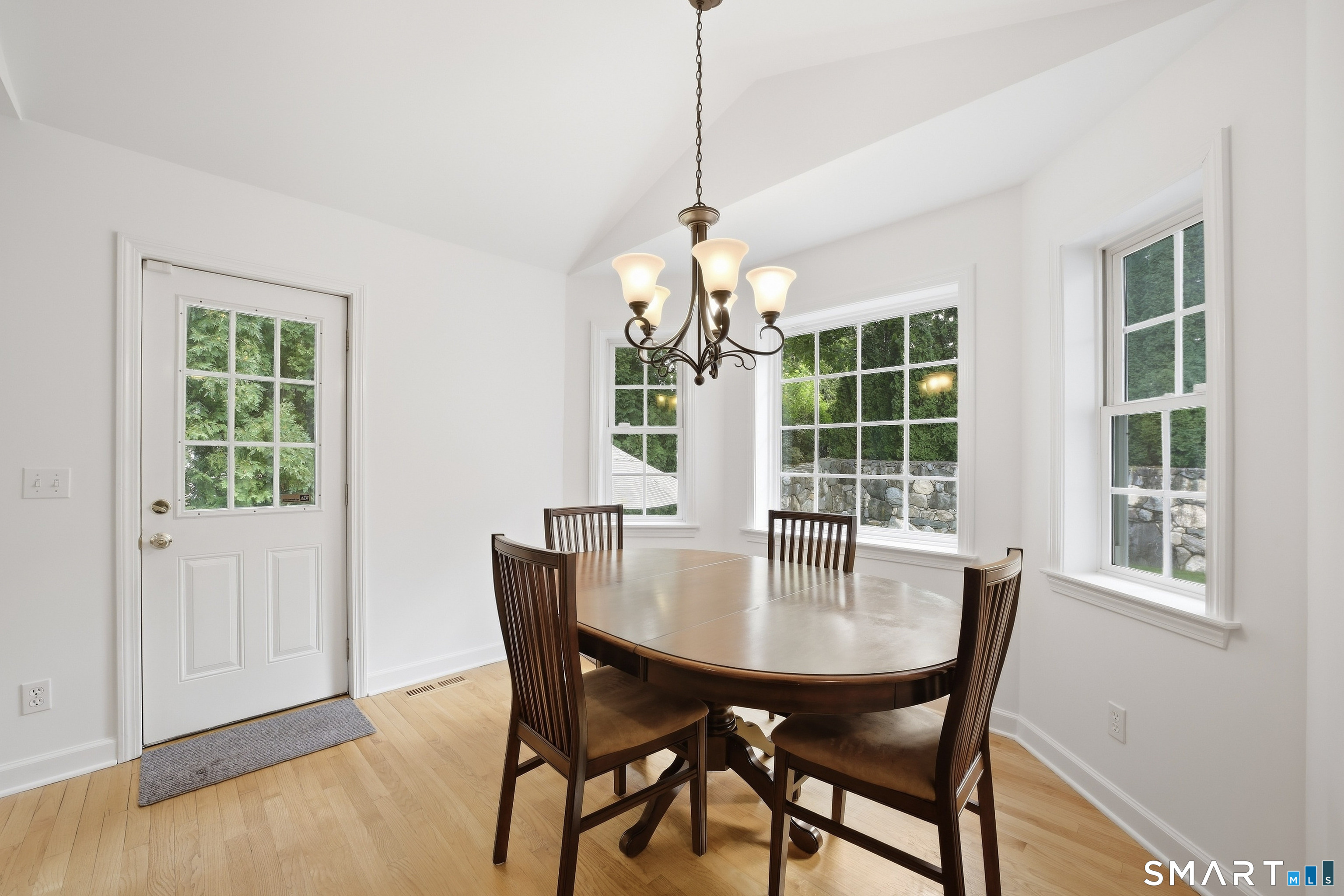 30 Idlewood Place photo 10
