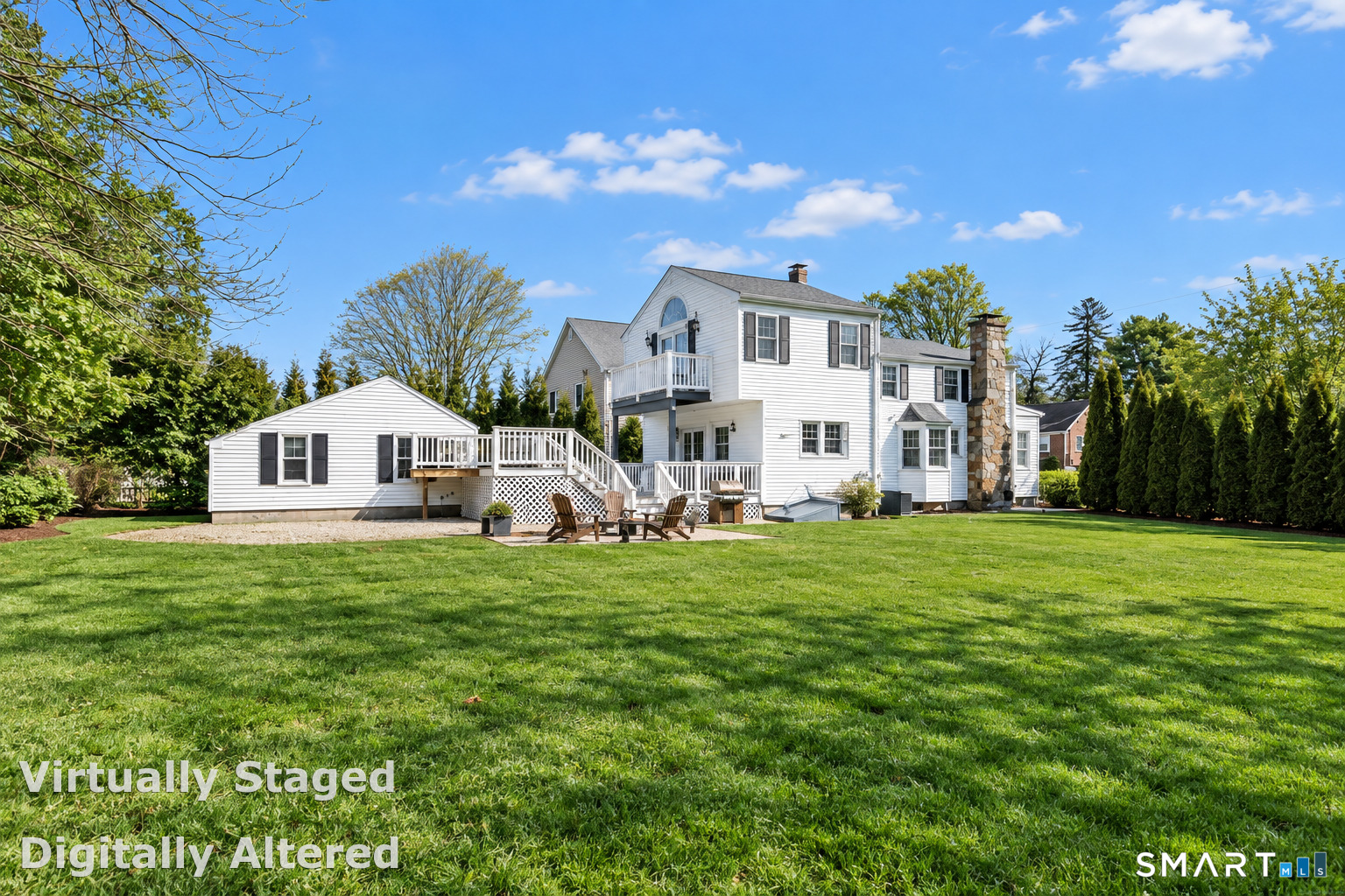 12 Sunset Avenue — photo 1