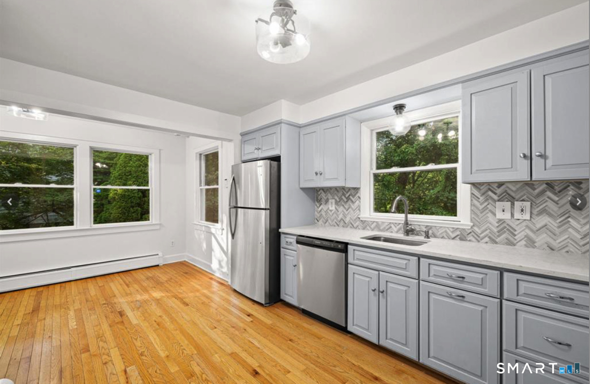 412 Main Street, New Canaan, Connecticut photo 3