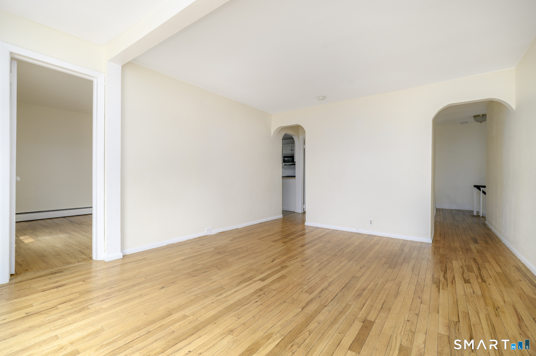 18 Elm Tree Place, Stamford, Connecticut photo 4