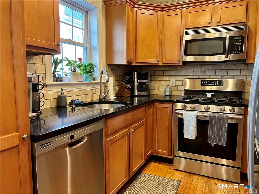 42 Stuart Avenue Unit #B2 photo 6