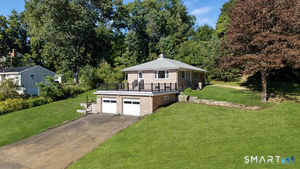 10 Jeanette, Danbury