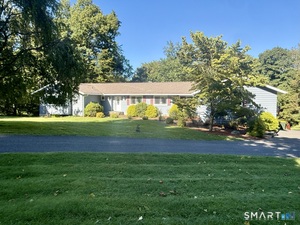 8 Signal Hill, Brookfield