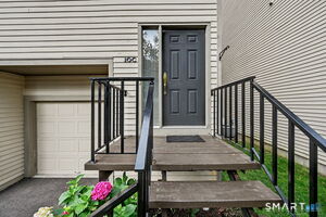2435 Bedford Street, Unit 10C