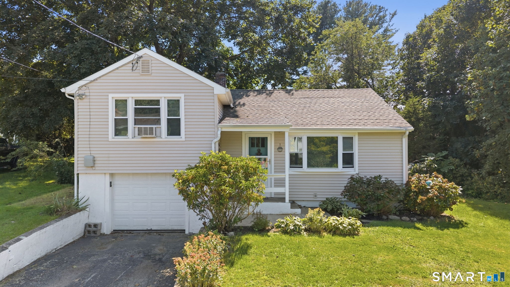 17 Seventh Avenue