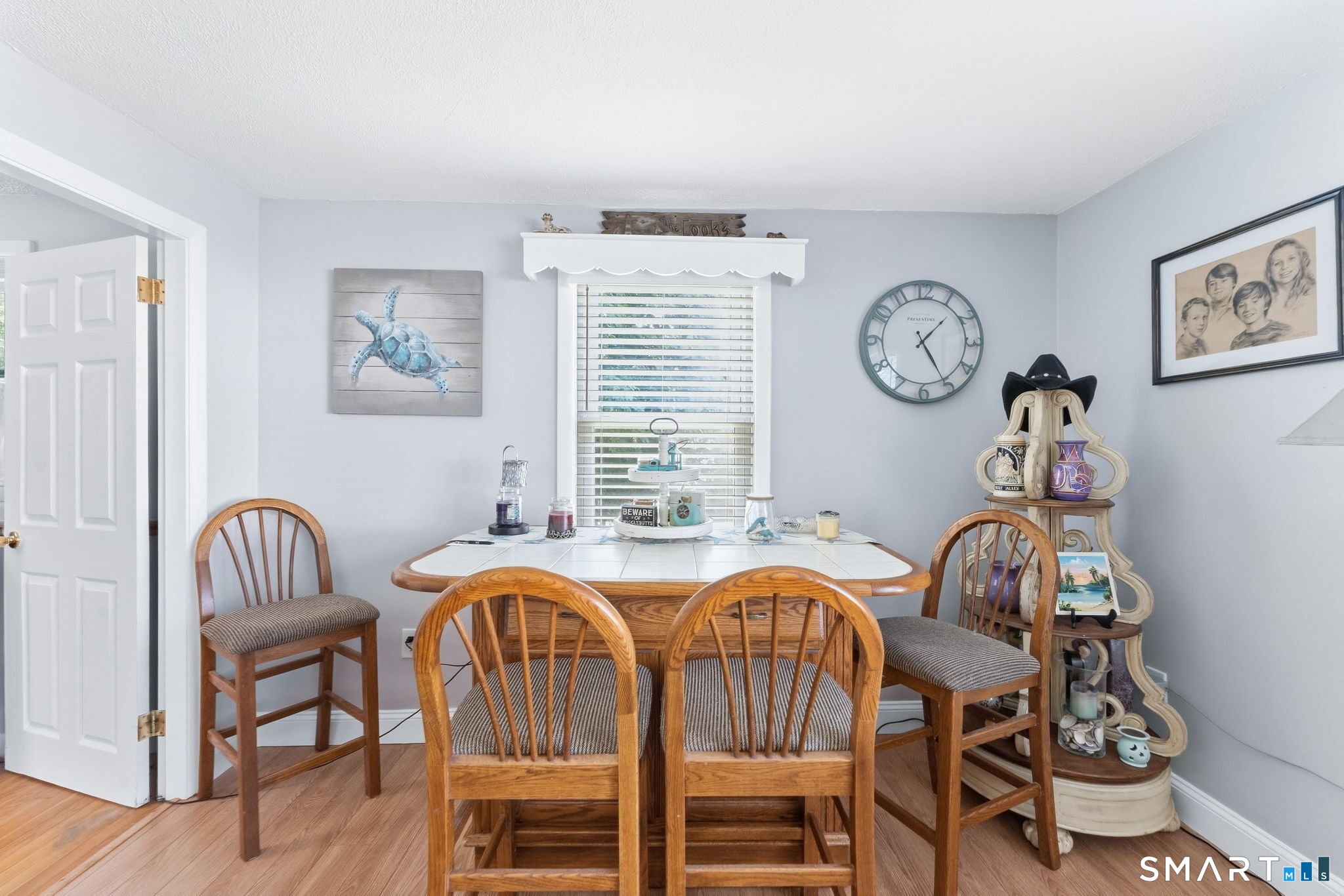 17 Seventh Avenue photo 10