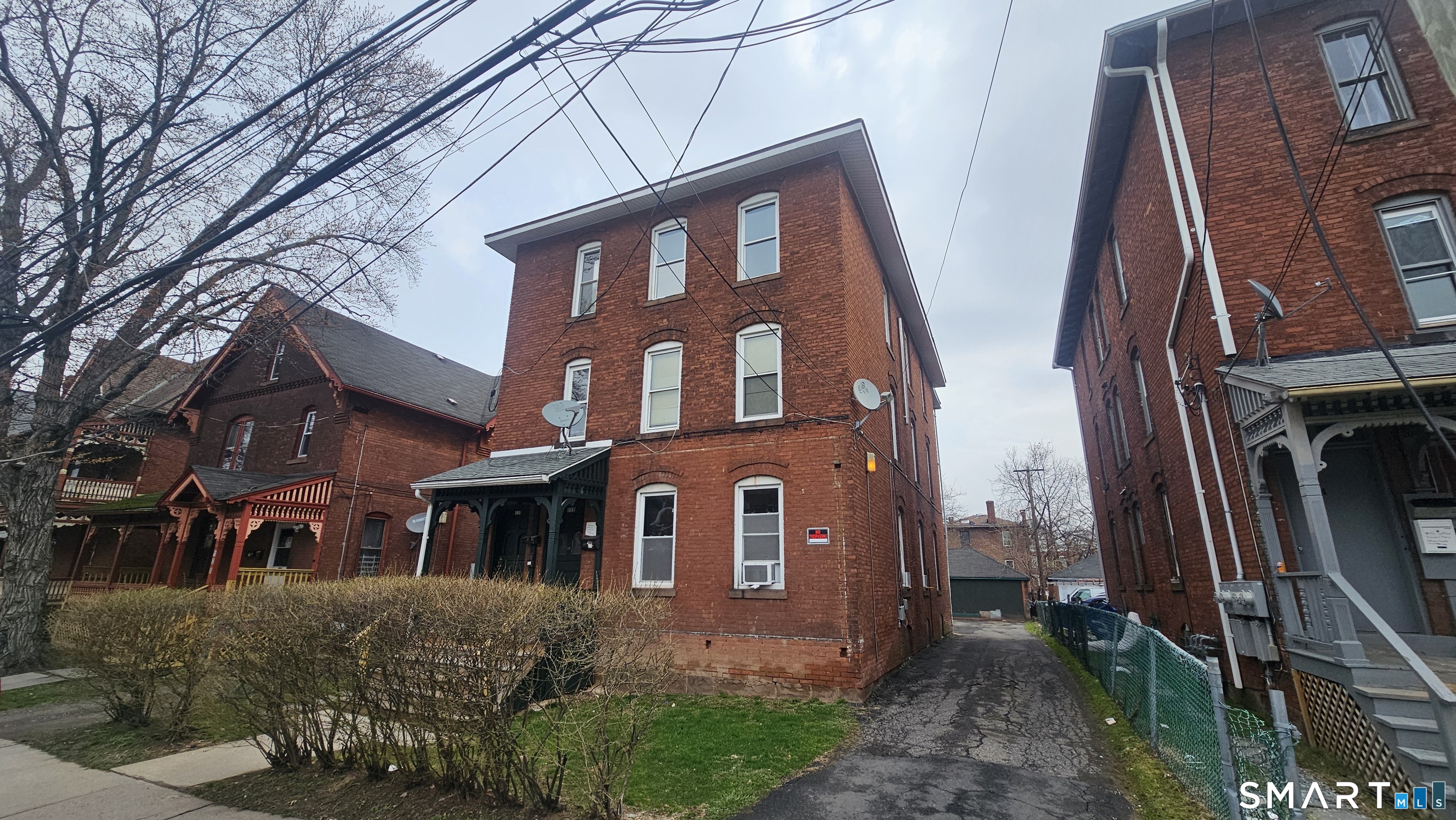 110 Babcock Street Unit #3rd flr