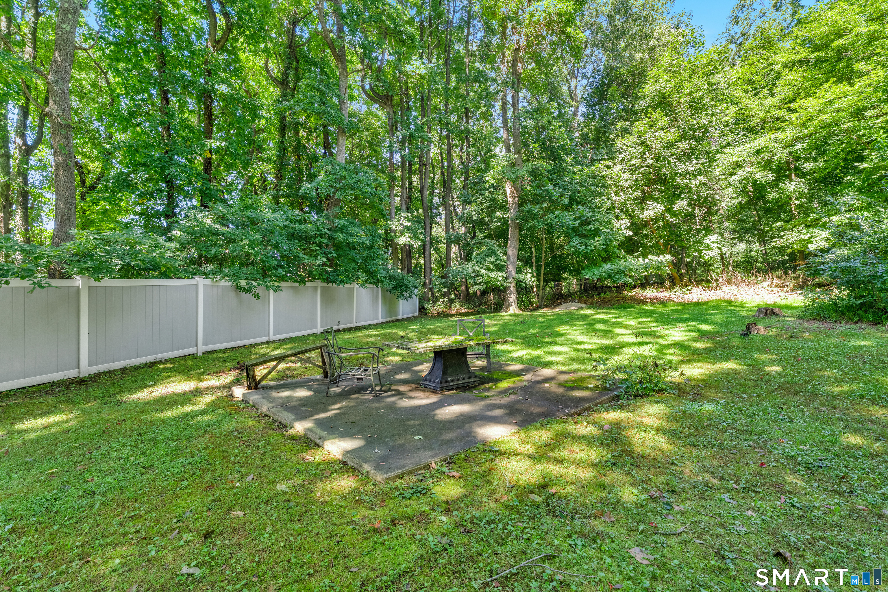 21 Perkins Drive photo 24