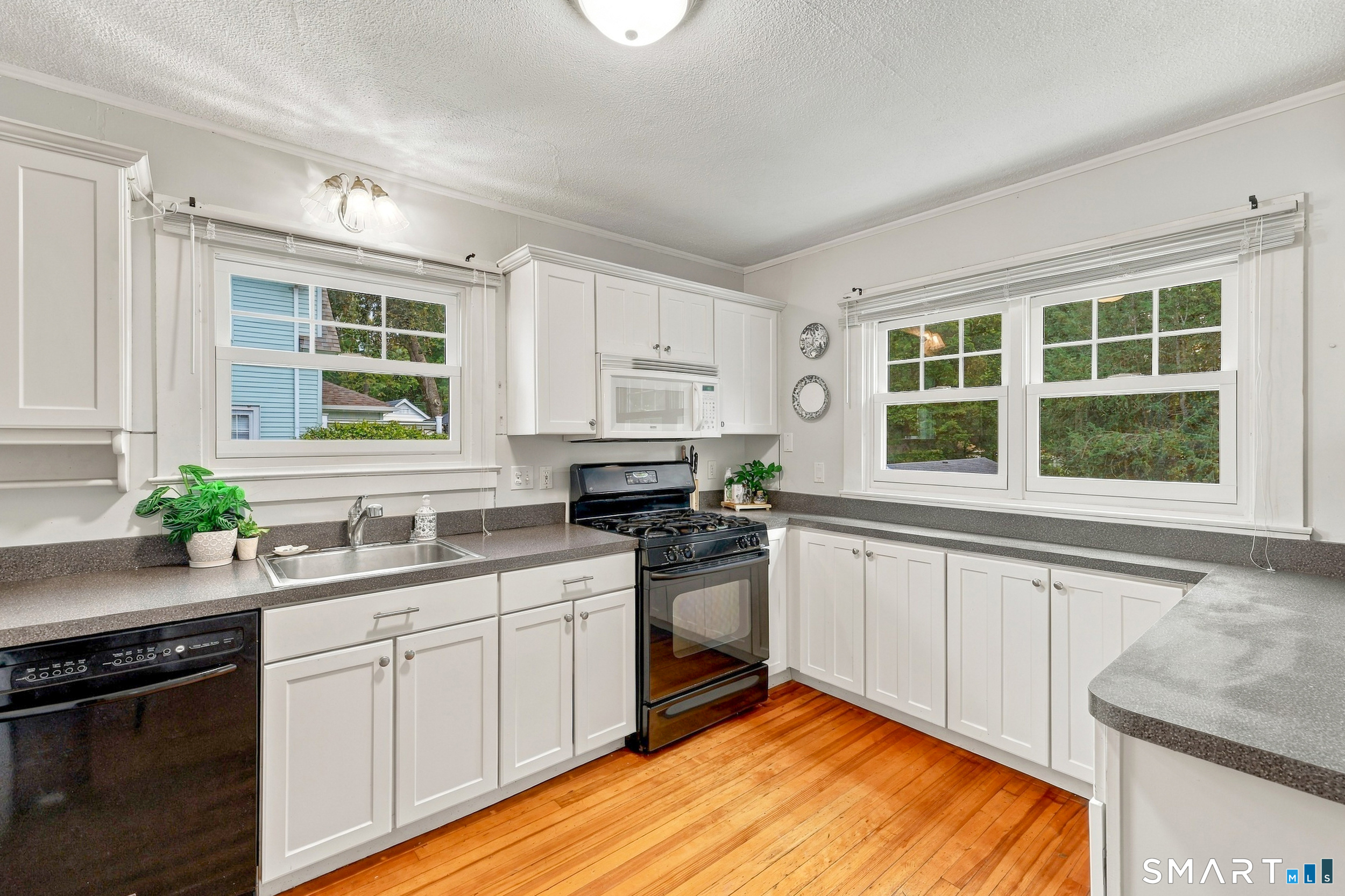 32 Gerard Street photo 16