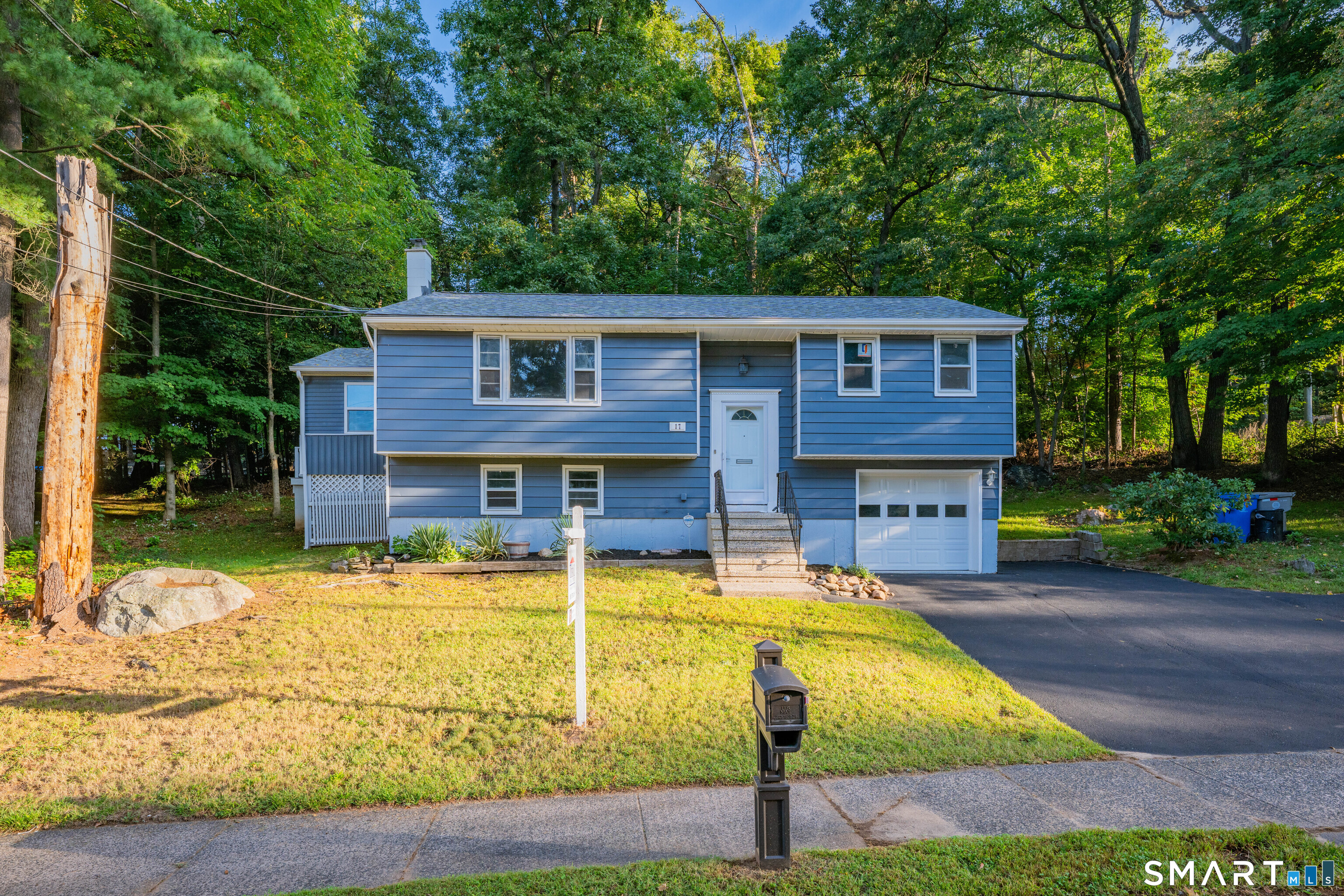 17 Rhoda Lane