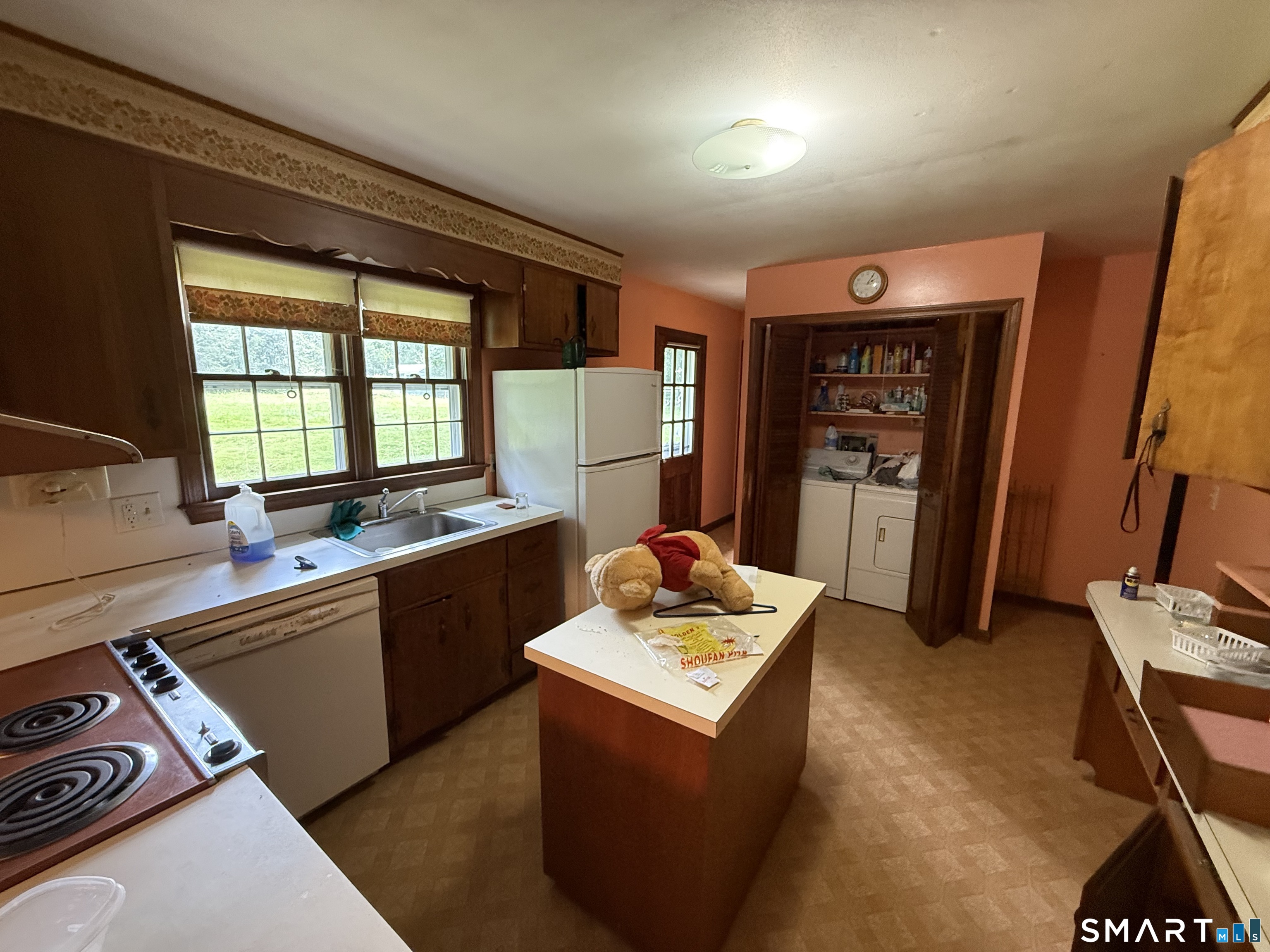 14 Brownson Drive photo 6