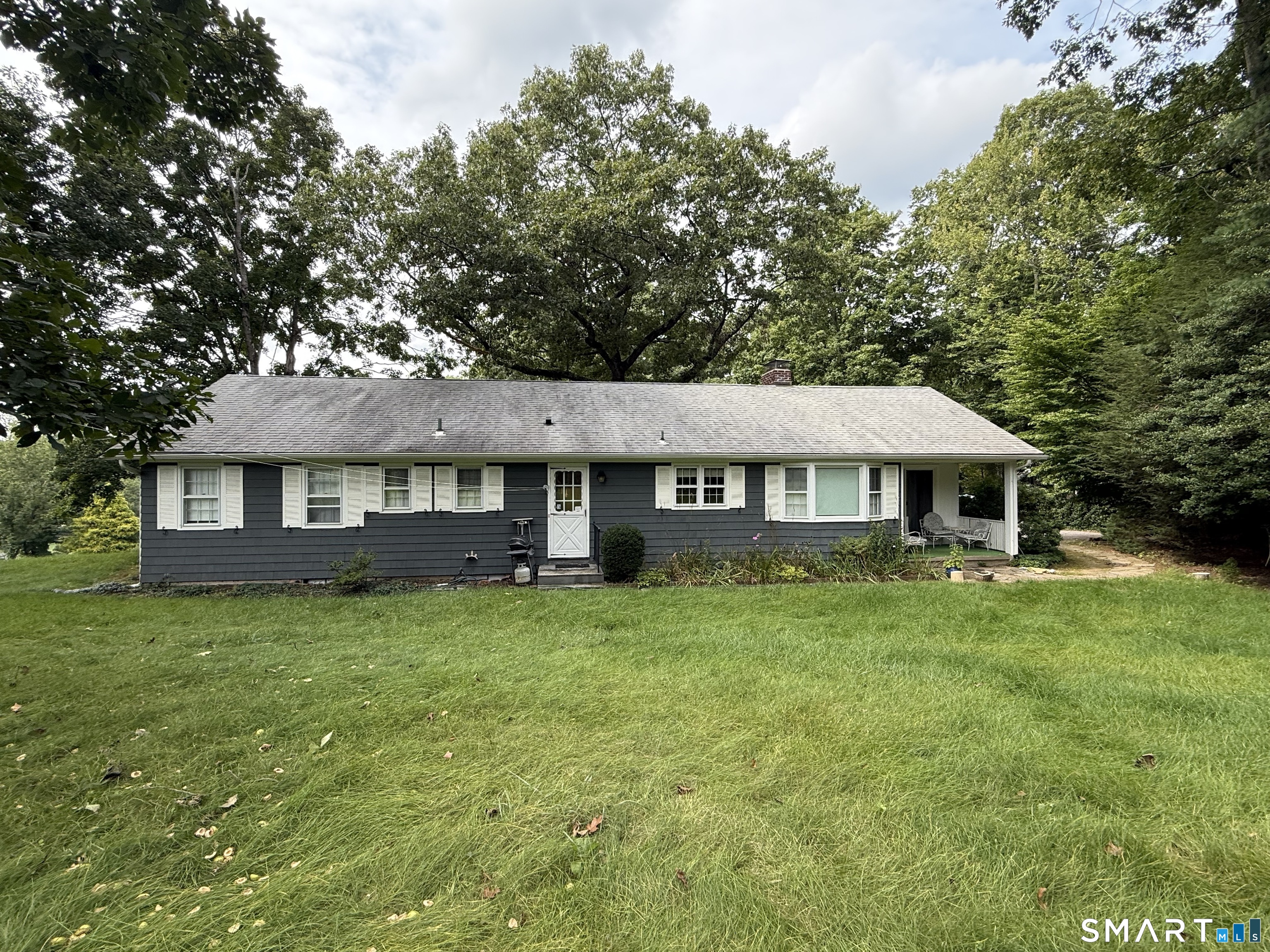14 Brownson Drive photo 4