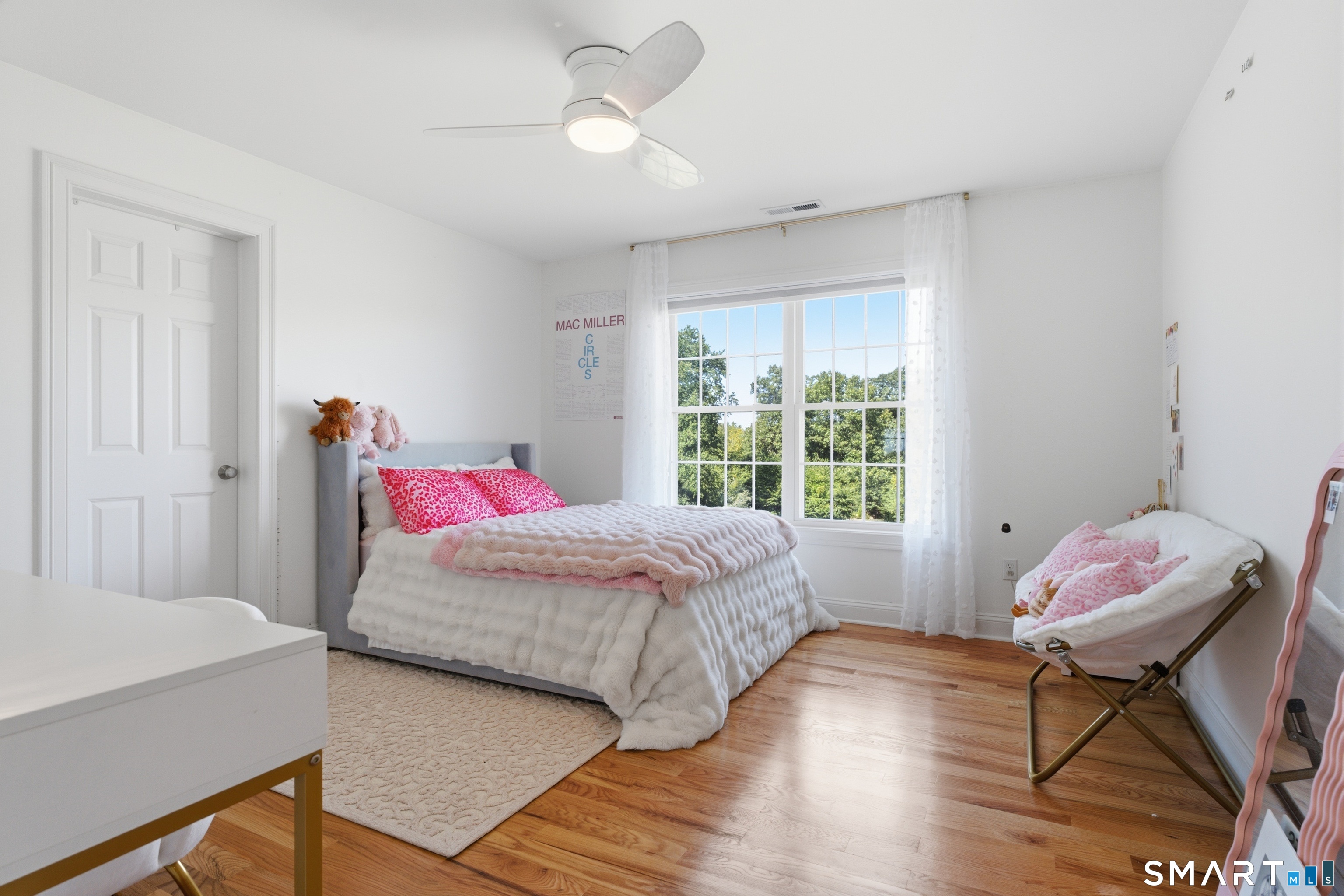 23 Salmon Run, East Hampton, CT 06424