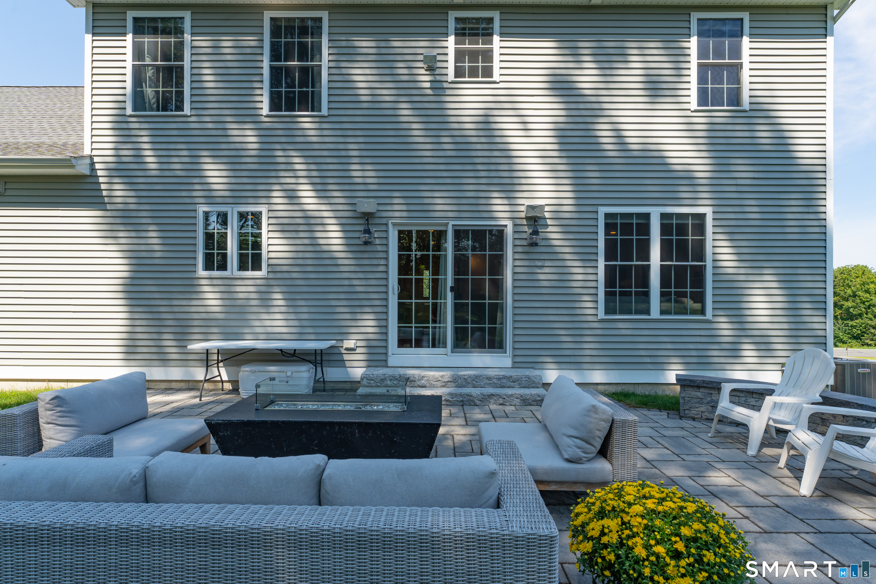 23 Salmon Run, East Hampton, CT 06424