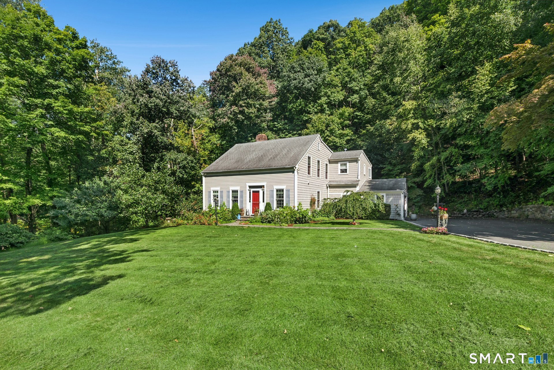 9 Teachers Ridge Road — photo 1