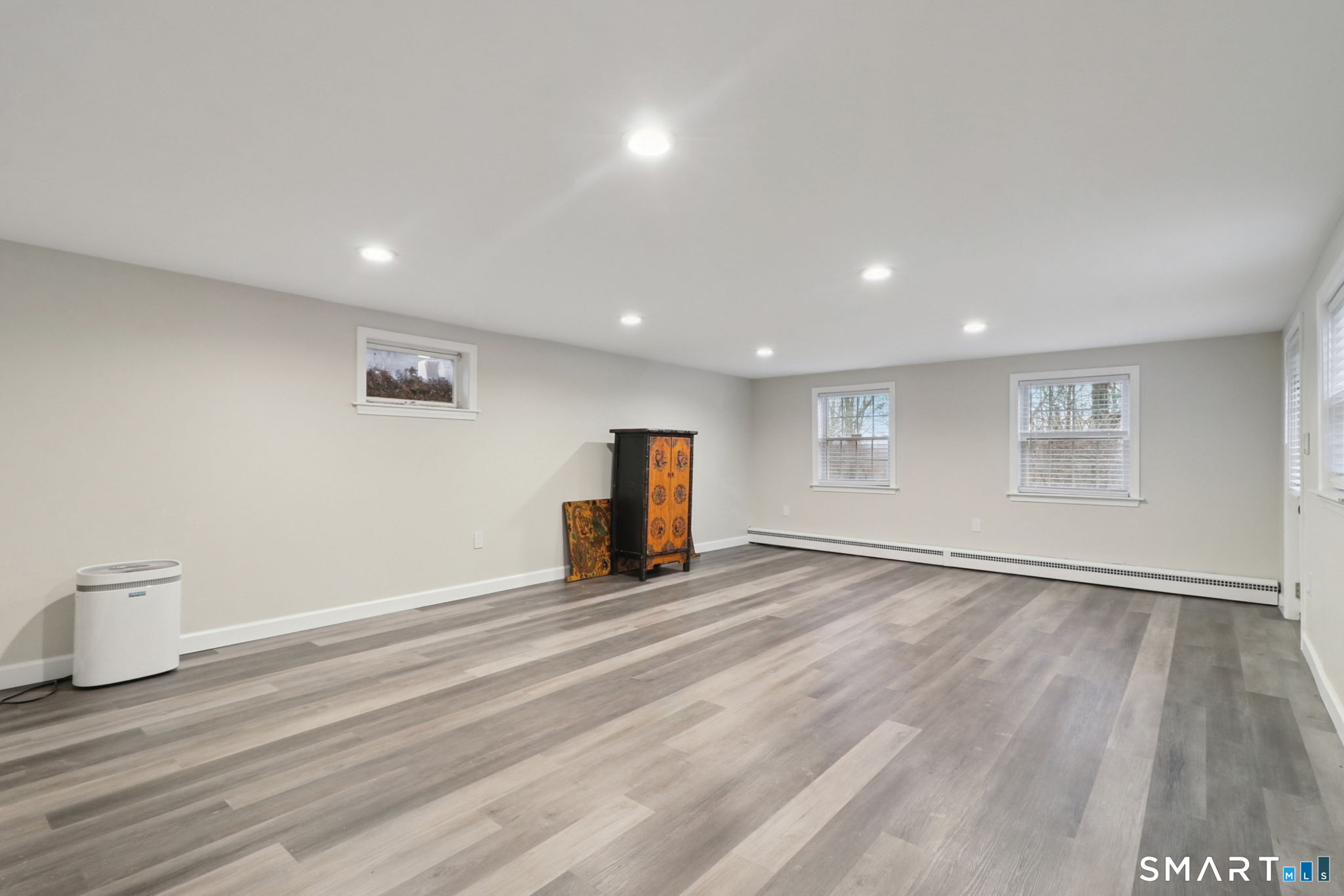 51 Round Hill Road photo 18