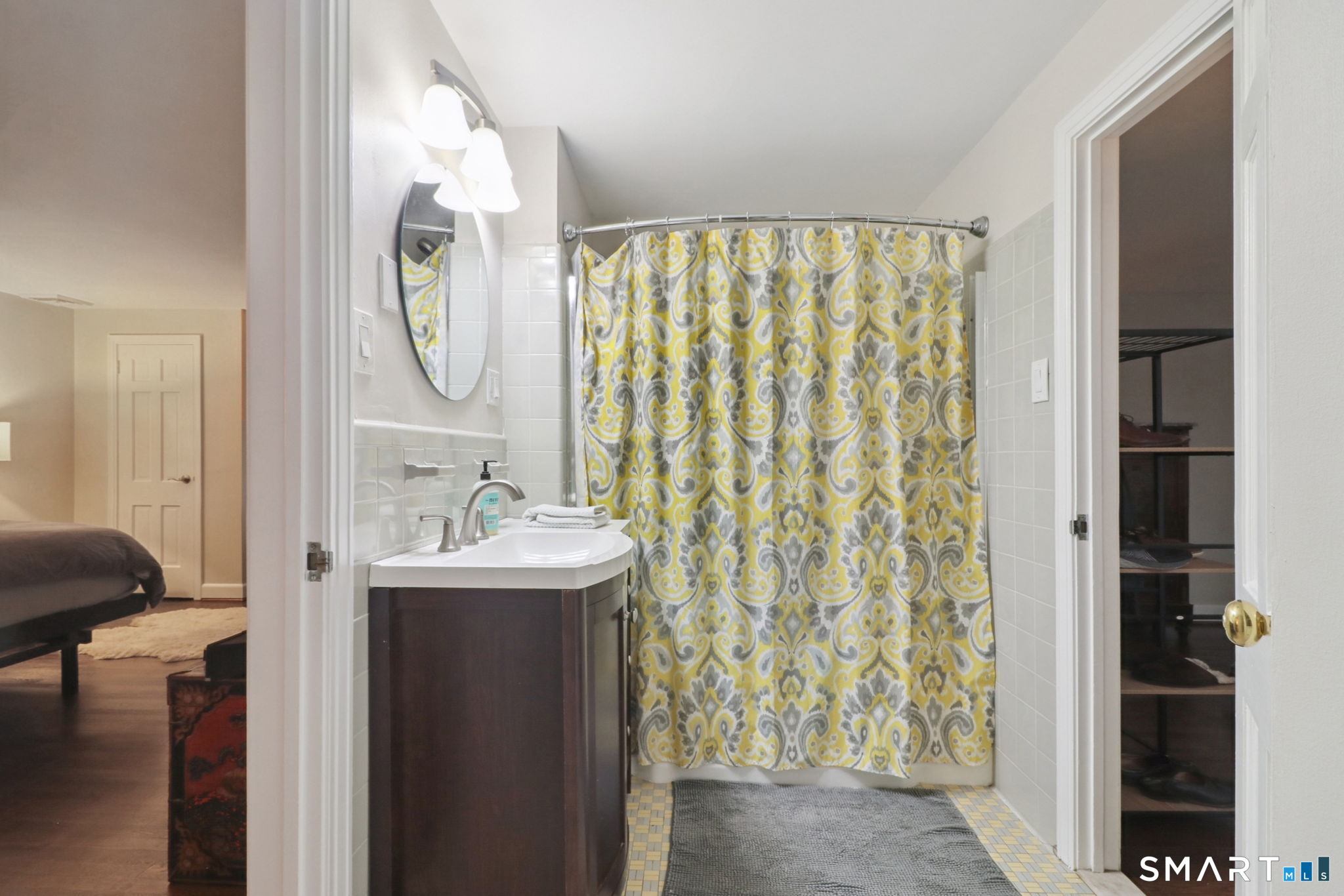 51 Round Hill Road photo 14