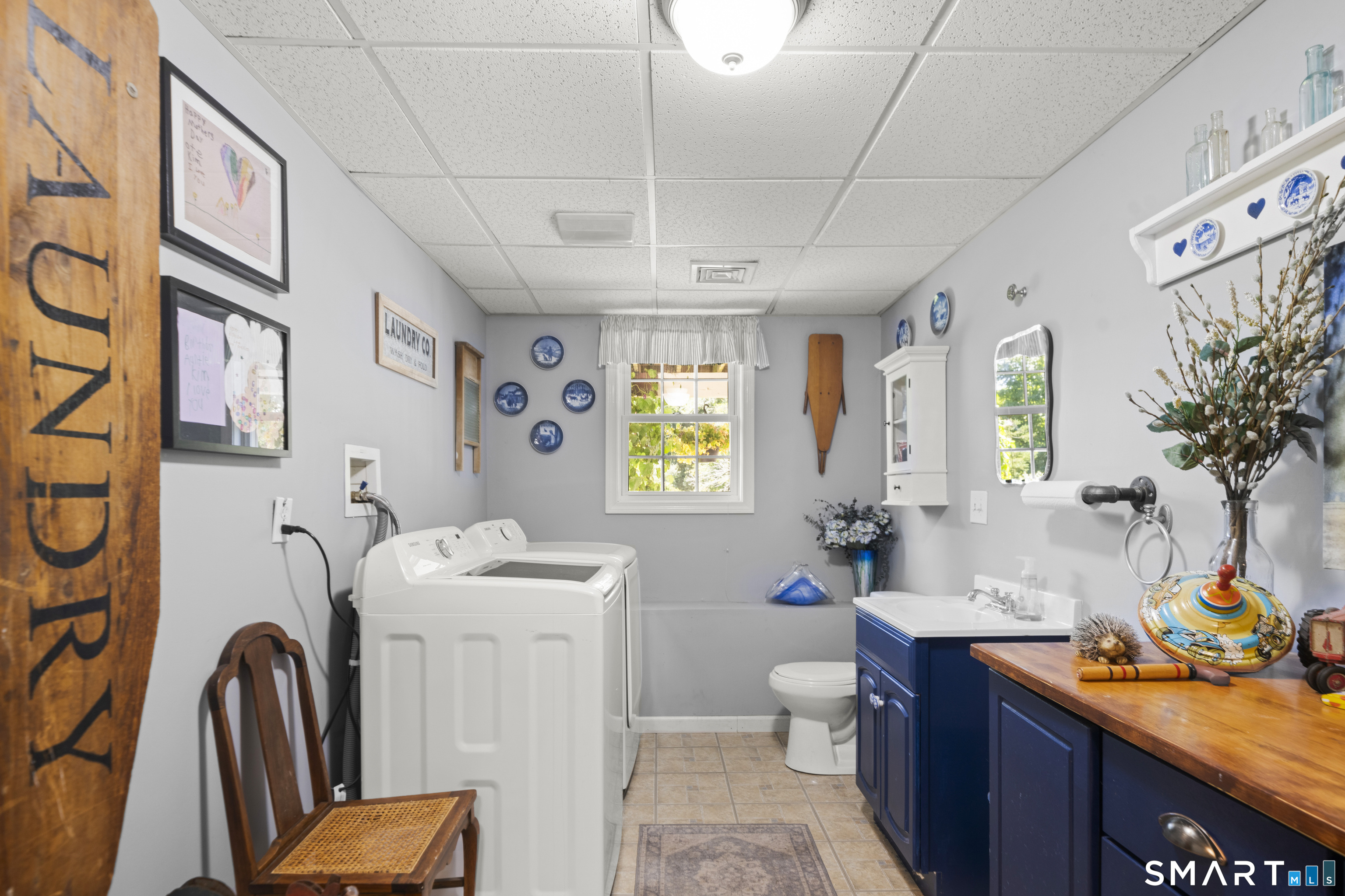 71 Post Road photo 21