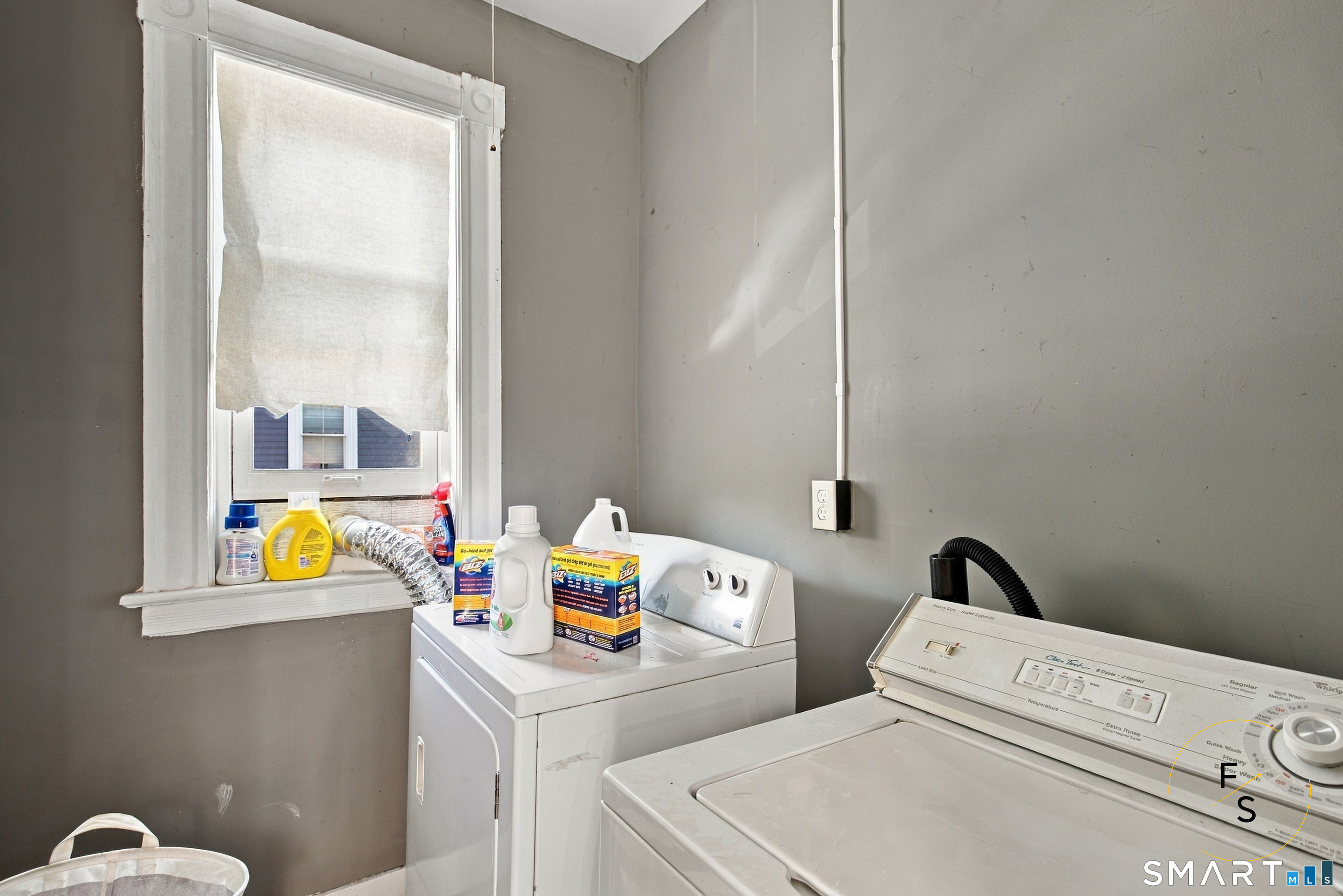 133 Babcock Street photo 5