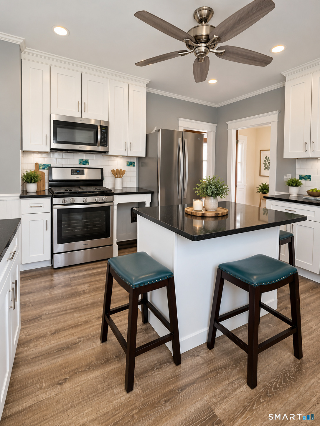 60 Gorham Avenue Unit #2nd photo 3