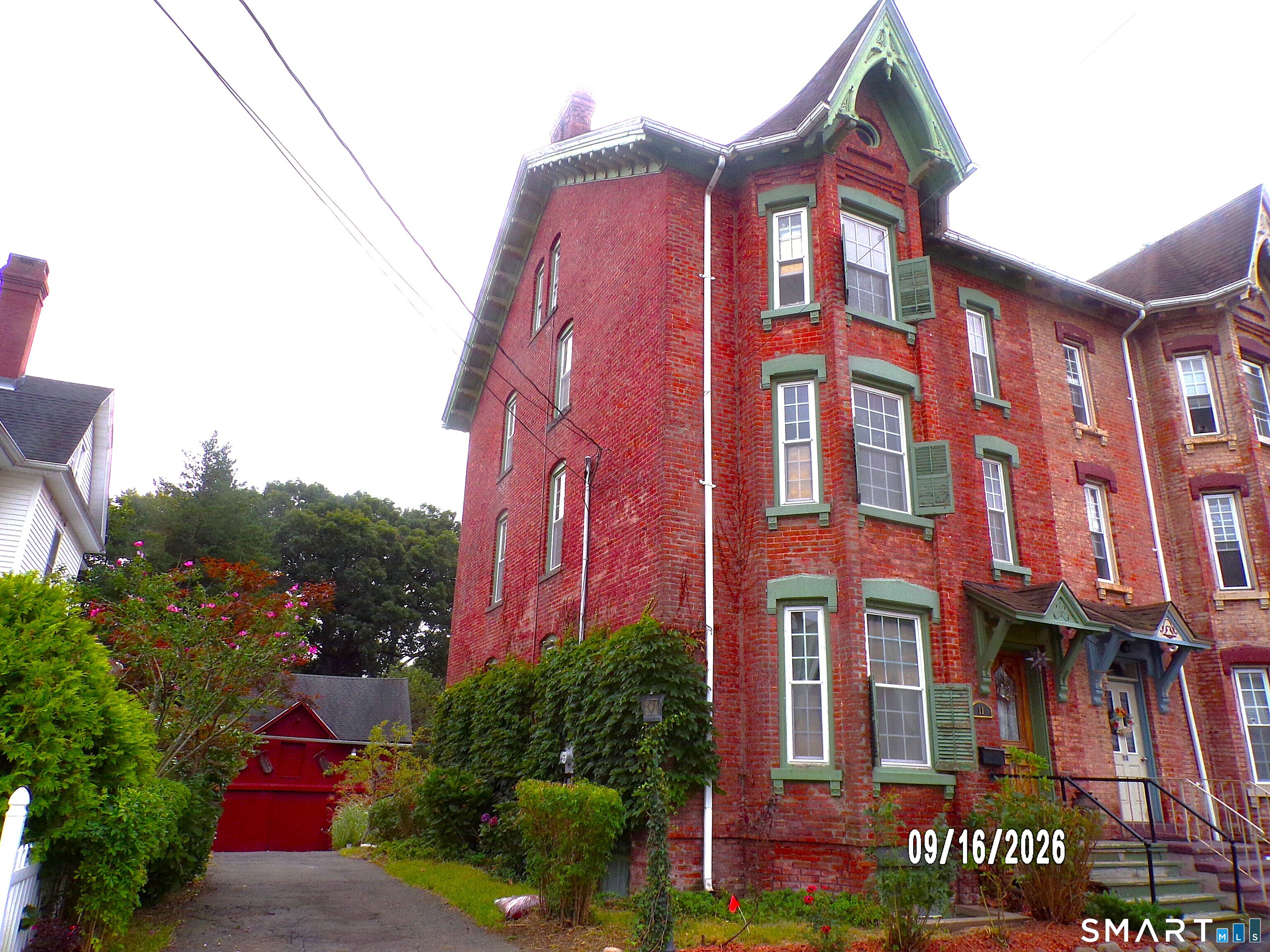 11 William Street photo 2