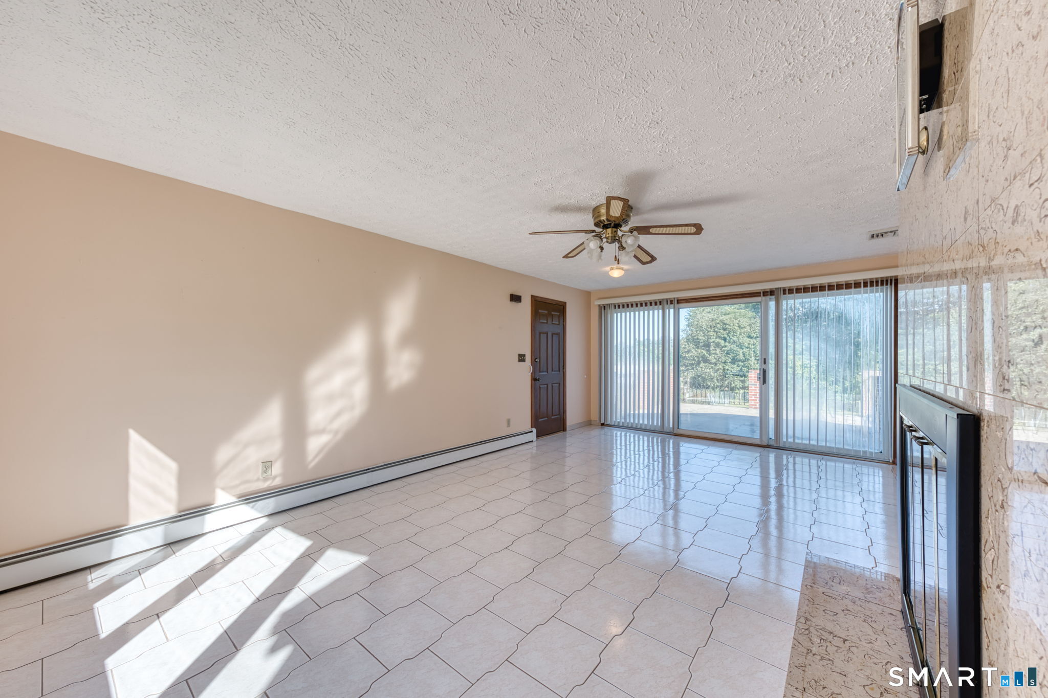 352 Orchard Street photo 16
