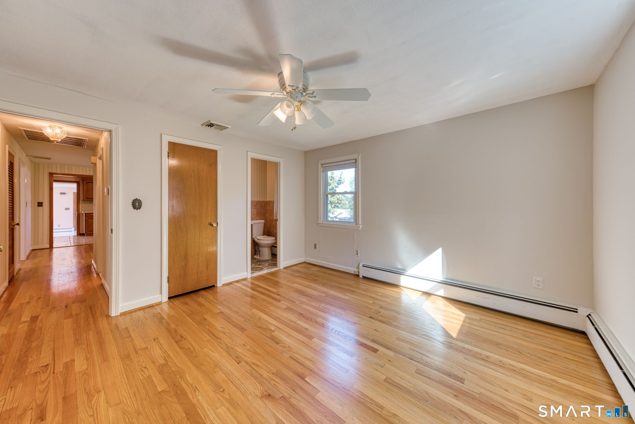 352 Orchard Street photo 18