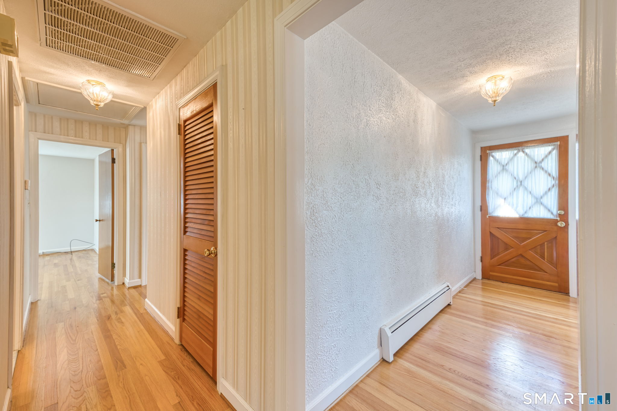 352 Orchard Street photo 17