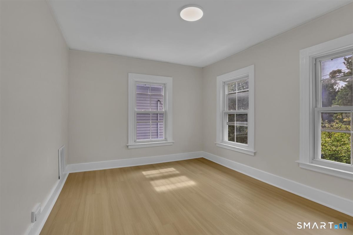 97 Goodyear Street photo 11