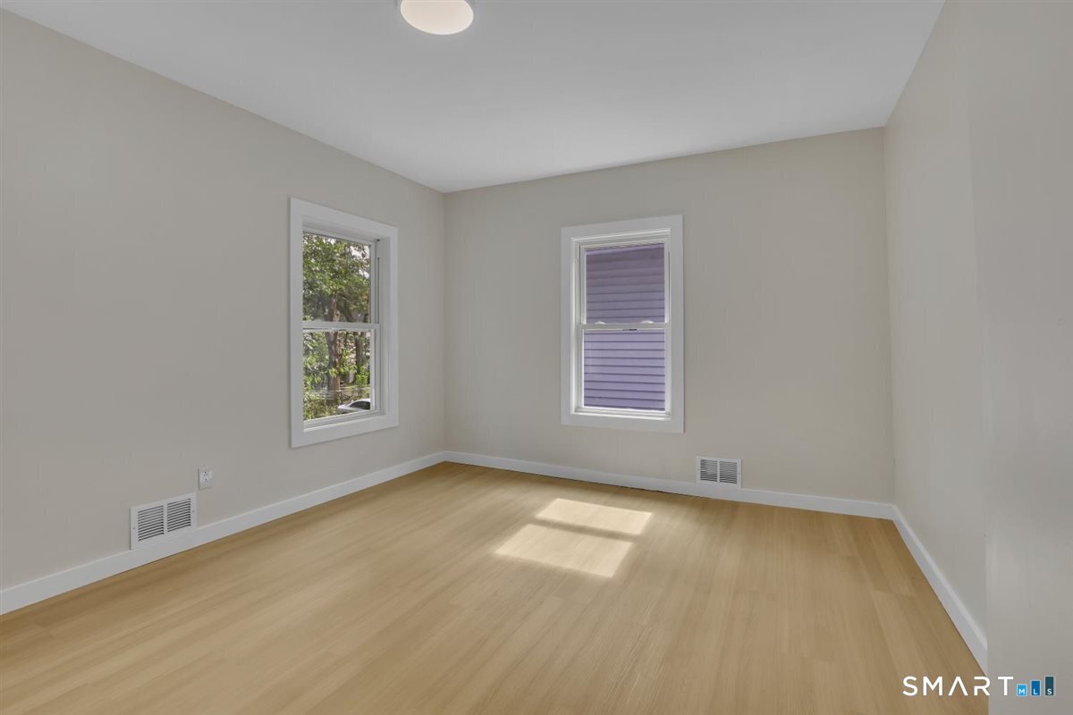 97 Goodyear Street photo 12