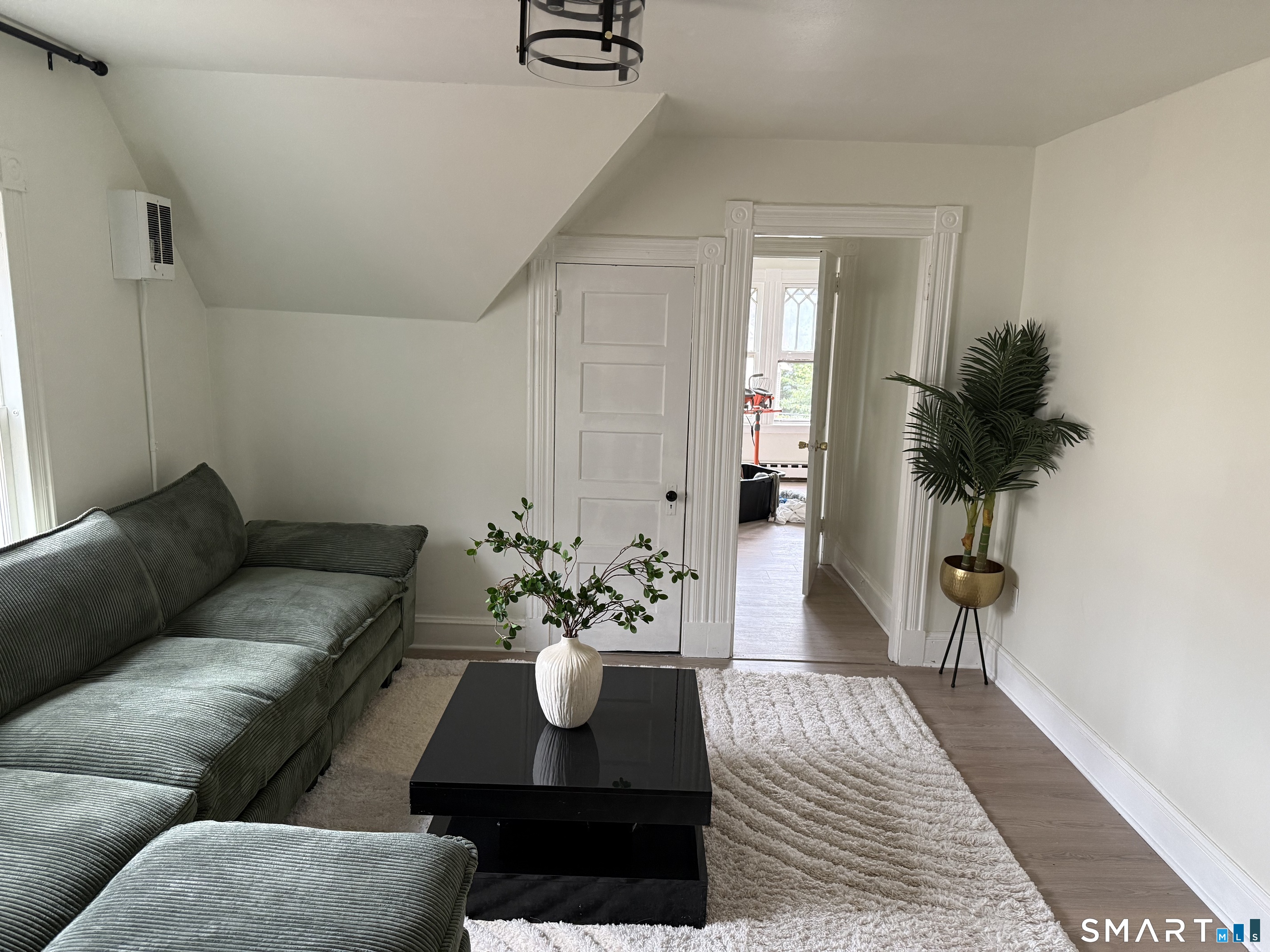 295 Sargeant Street photo 3
