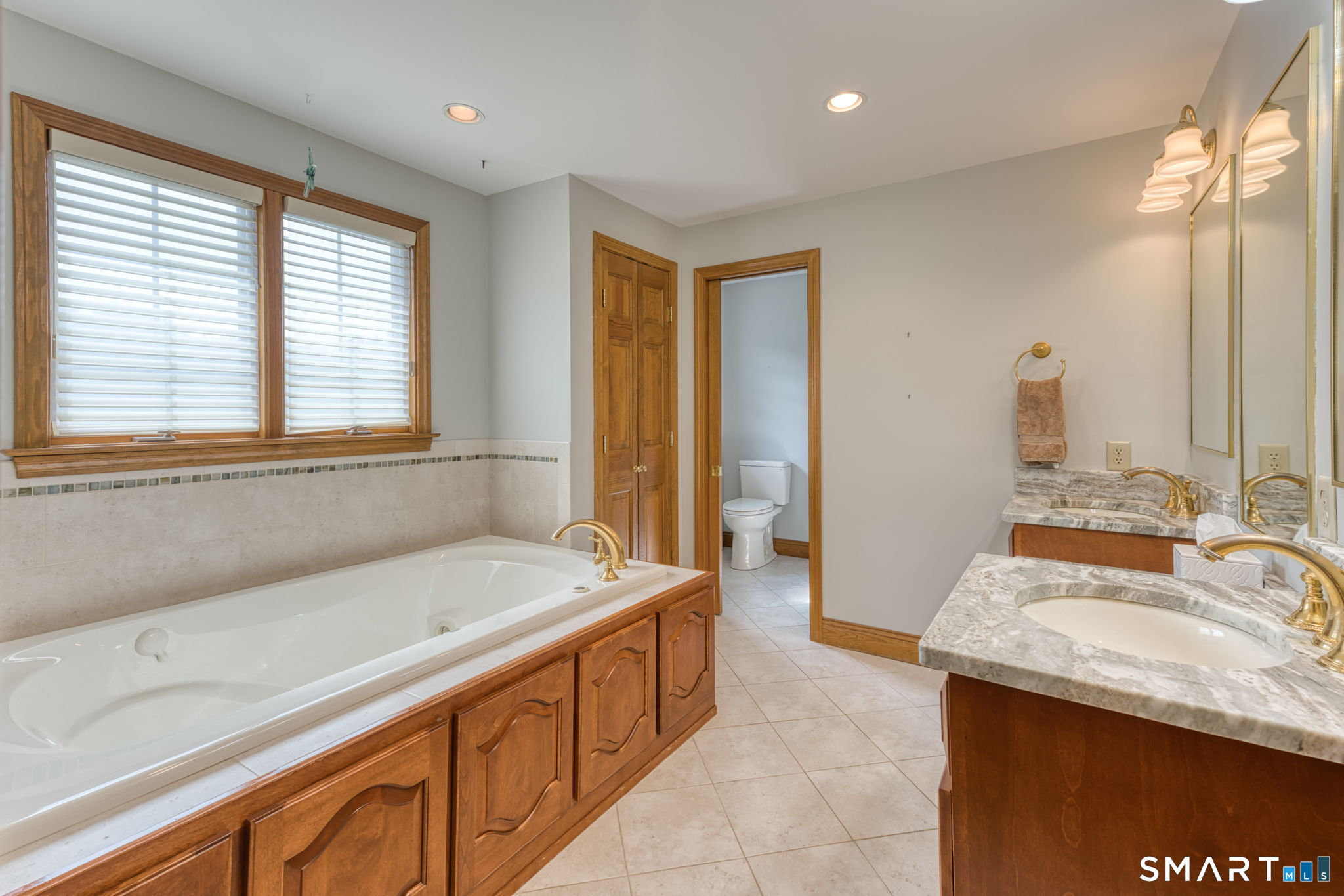 168 Debbie Drive photo 24