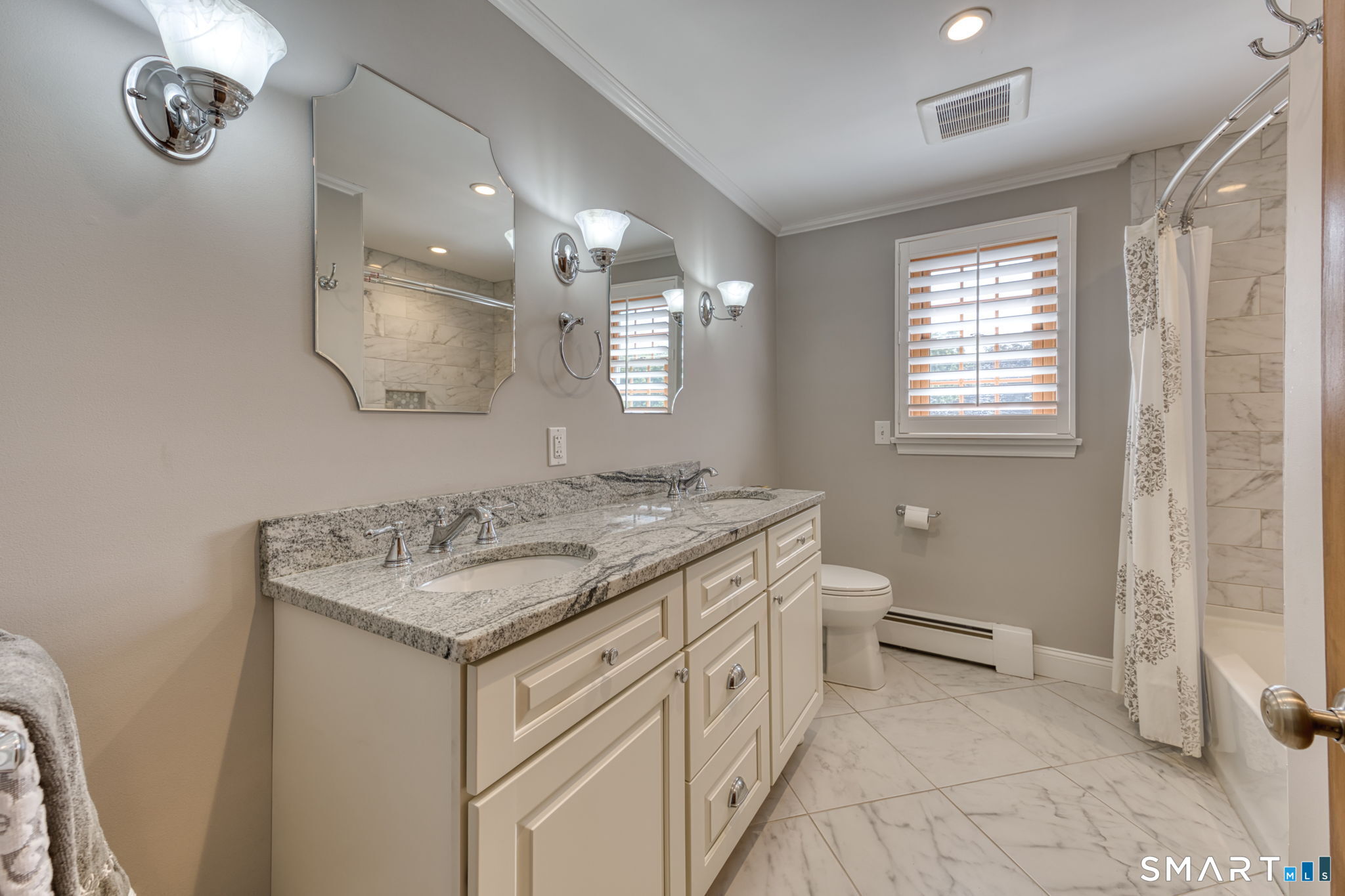 168 Debbie Drive photo 29